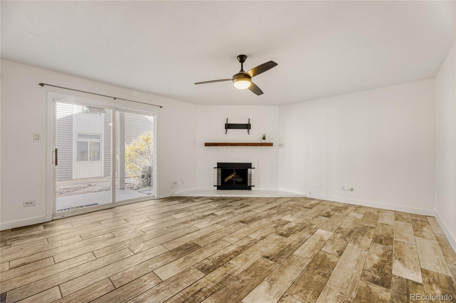 MLS Image #2 for 3436 s locust street b,denver, Colorado