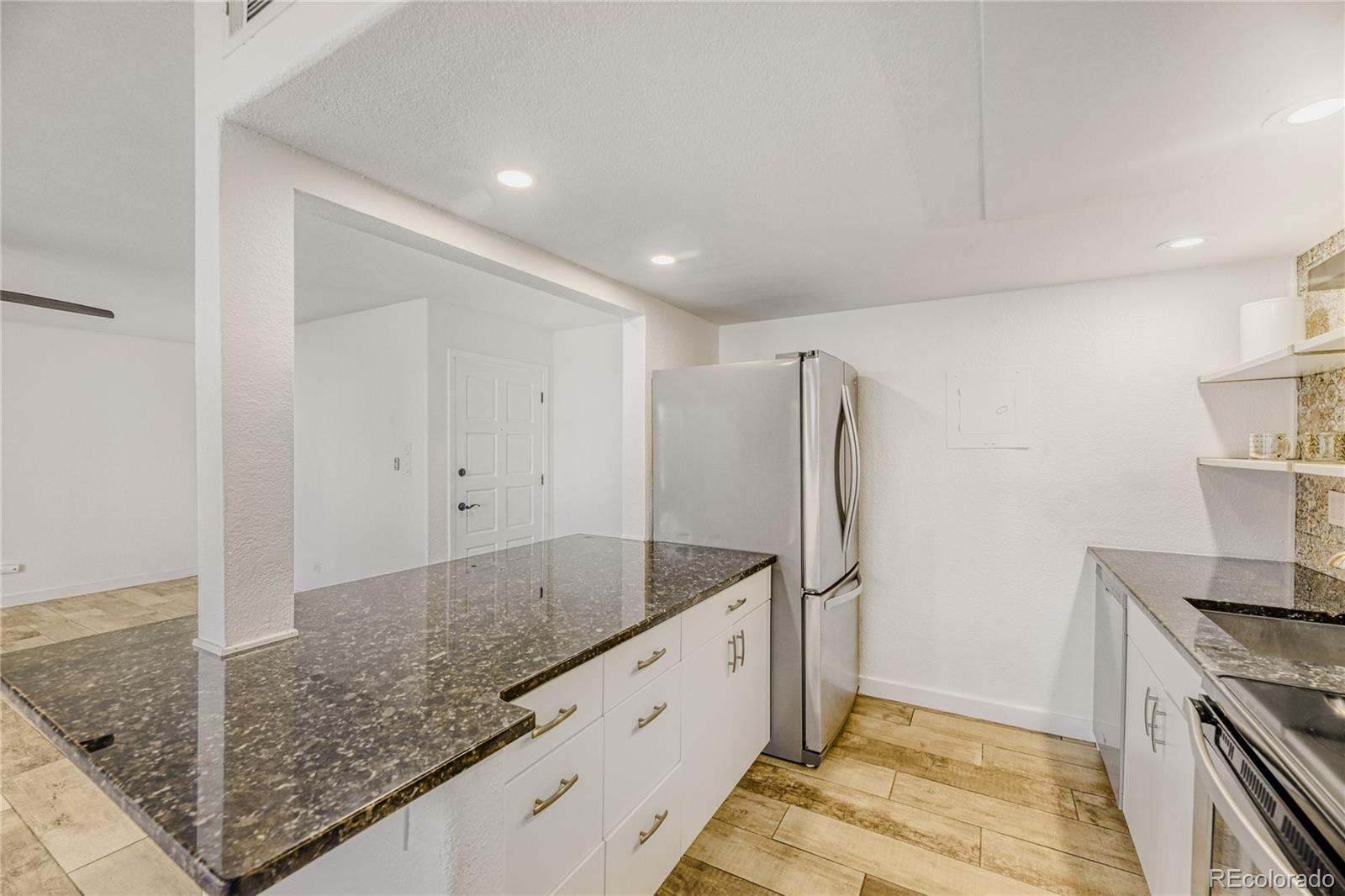 MLS Image #6 for 3436 s locust street b,denver, Colorado