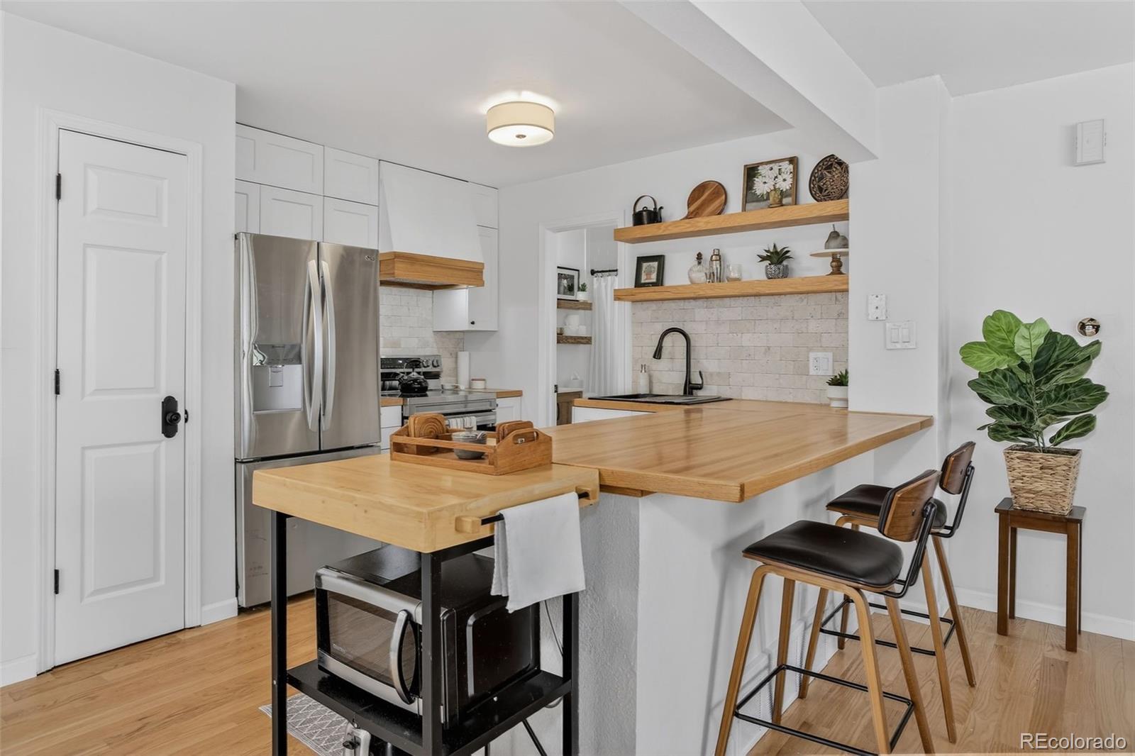MLS Image #1 for 886 s reed court e,lakewood, Colorado