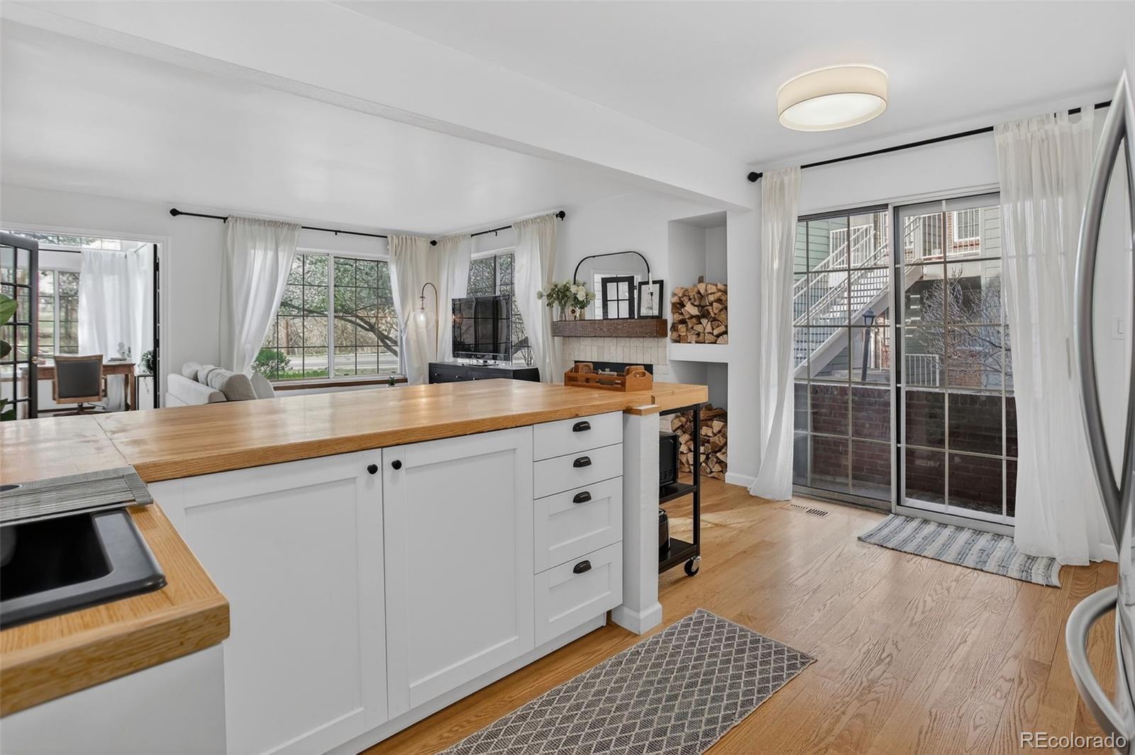 MLS Image #9 for 886 s reed court e,lakewood, Colorado