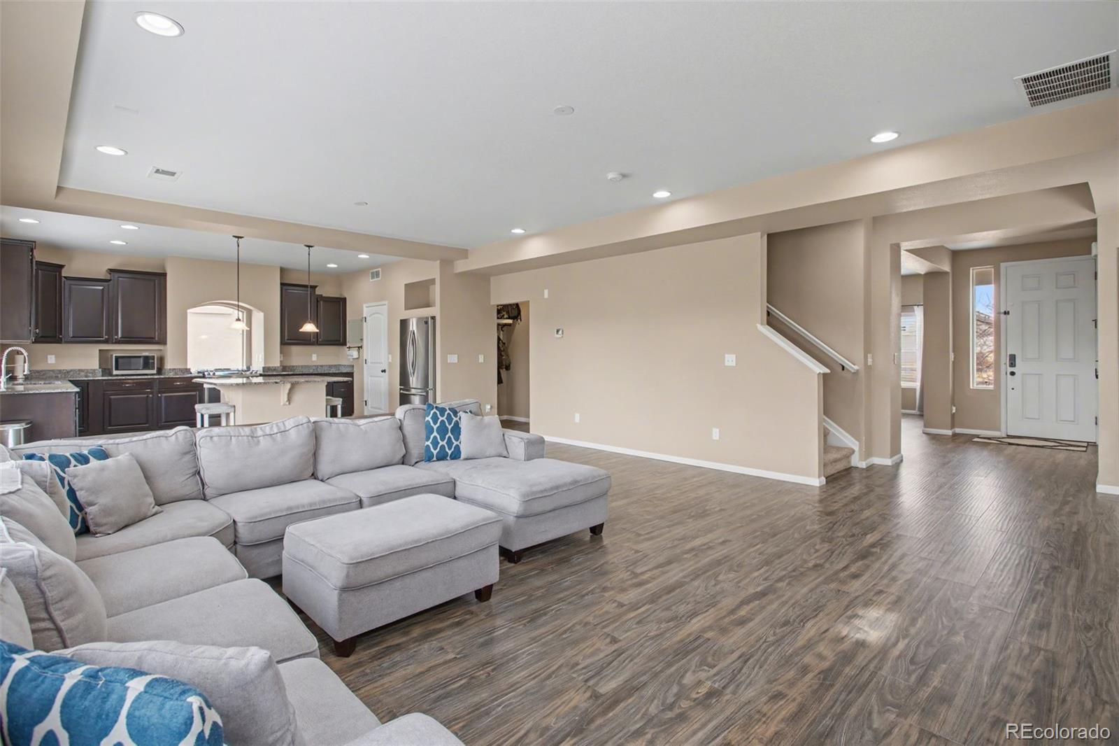 MLS Image #10 for 8215  birch tree loop,colorado springs, Colorado
