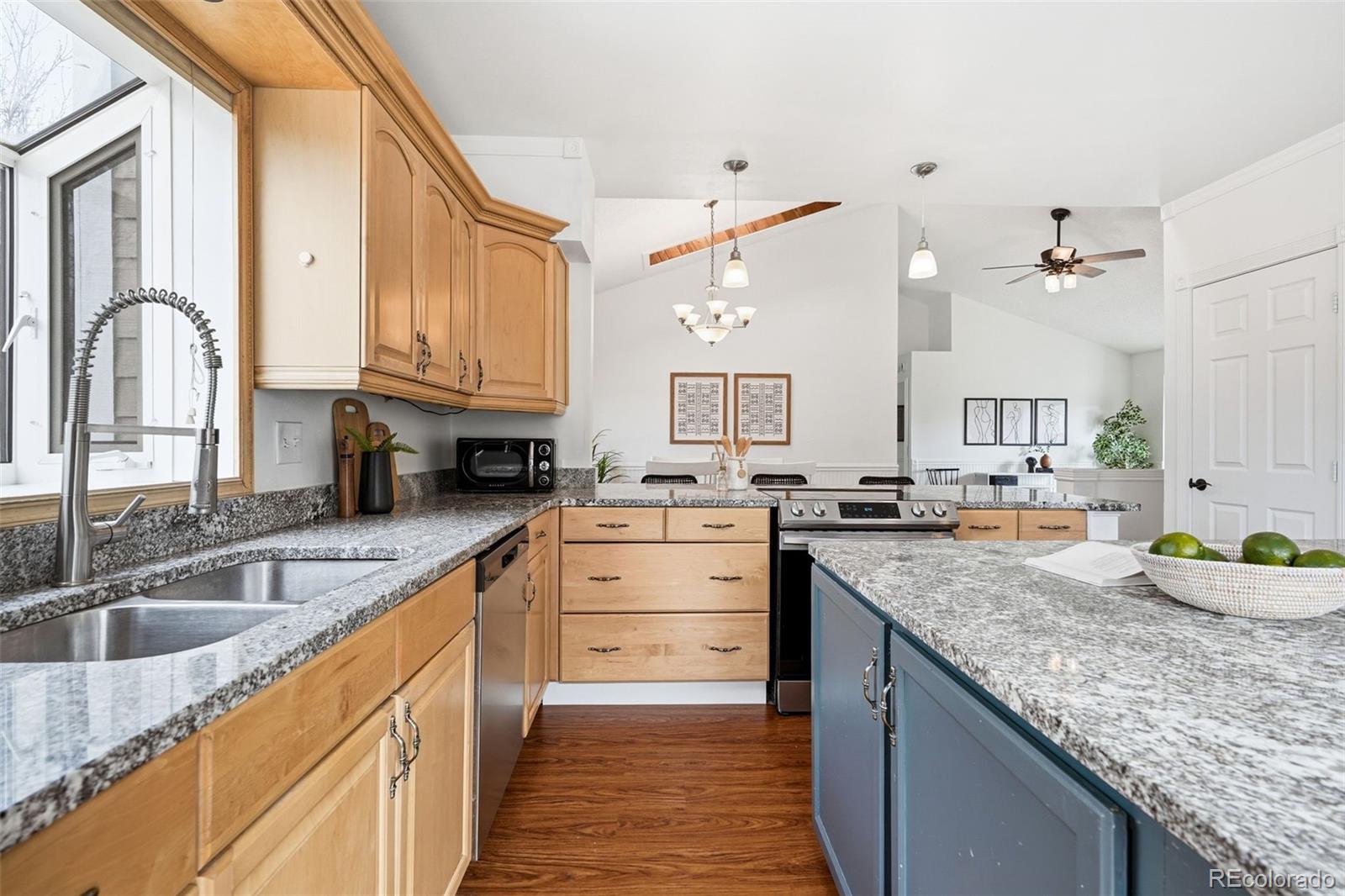 MLS Image #11 for 5437 s swadley court,littleton, Colorado