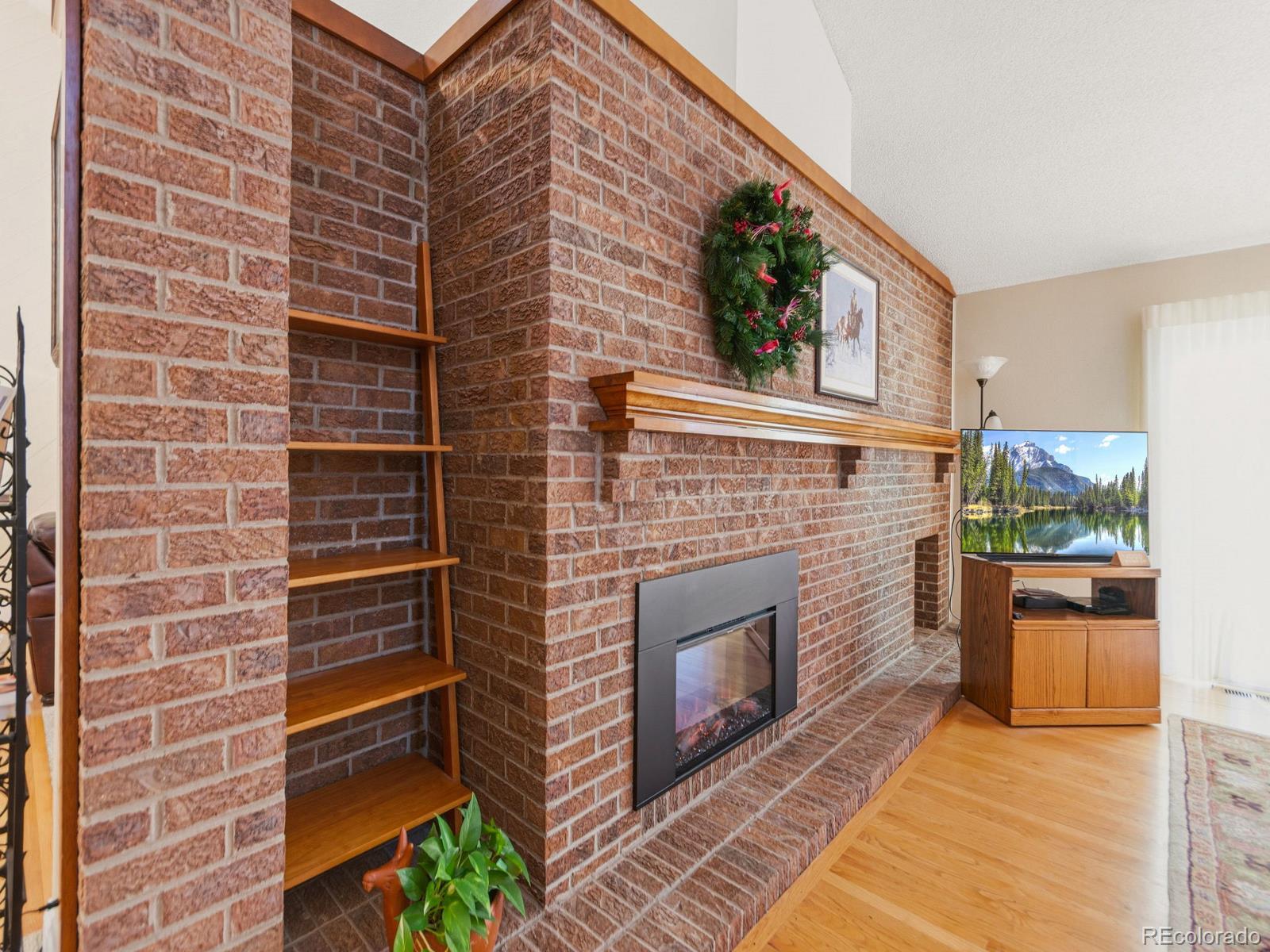 MLS Image #13 for 15972 e lehigh circle,aurora, Colorado