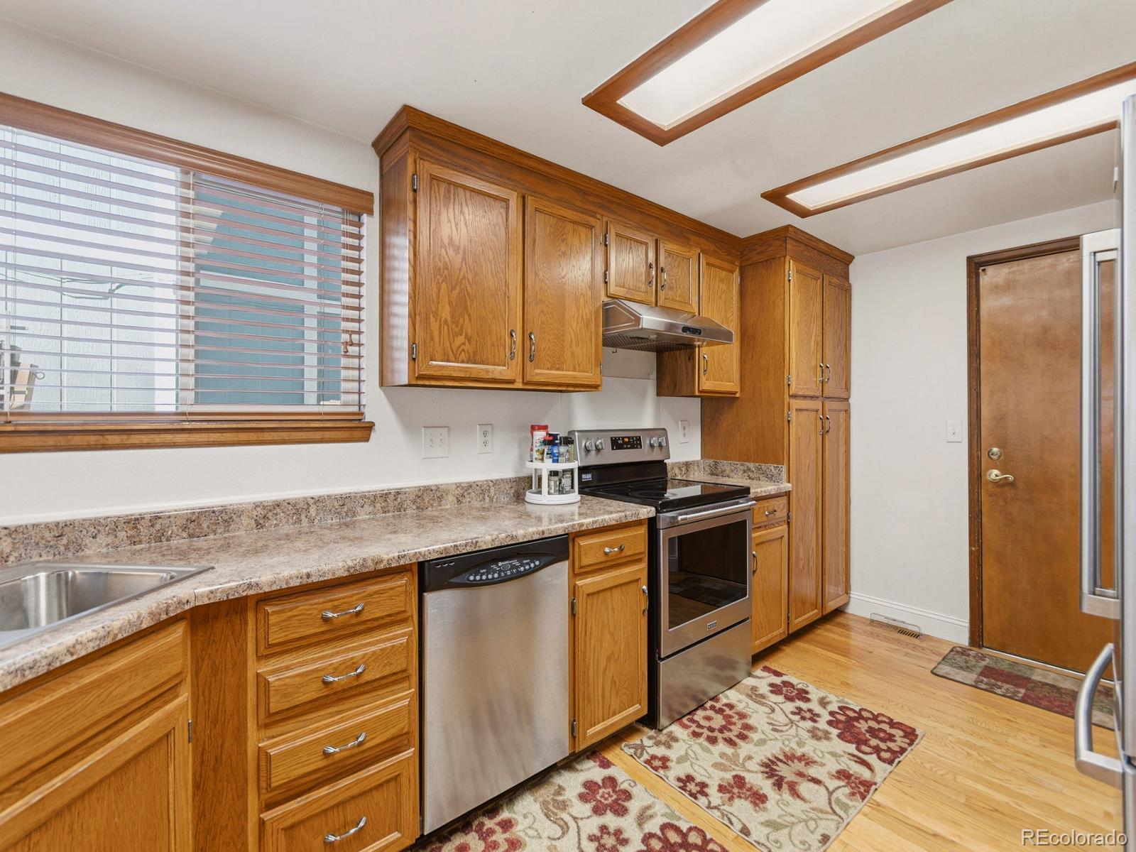 MLS Image #14 for 15972 e lehigh circle,aurora, Colorado