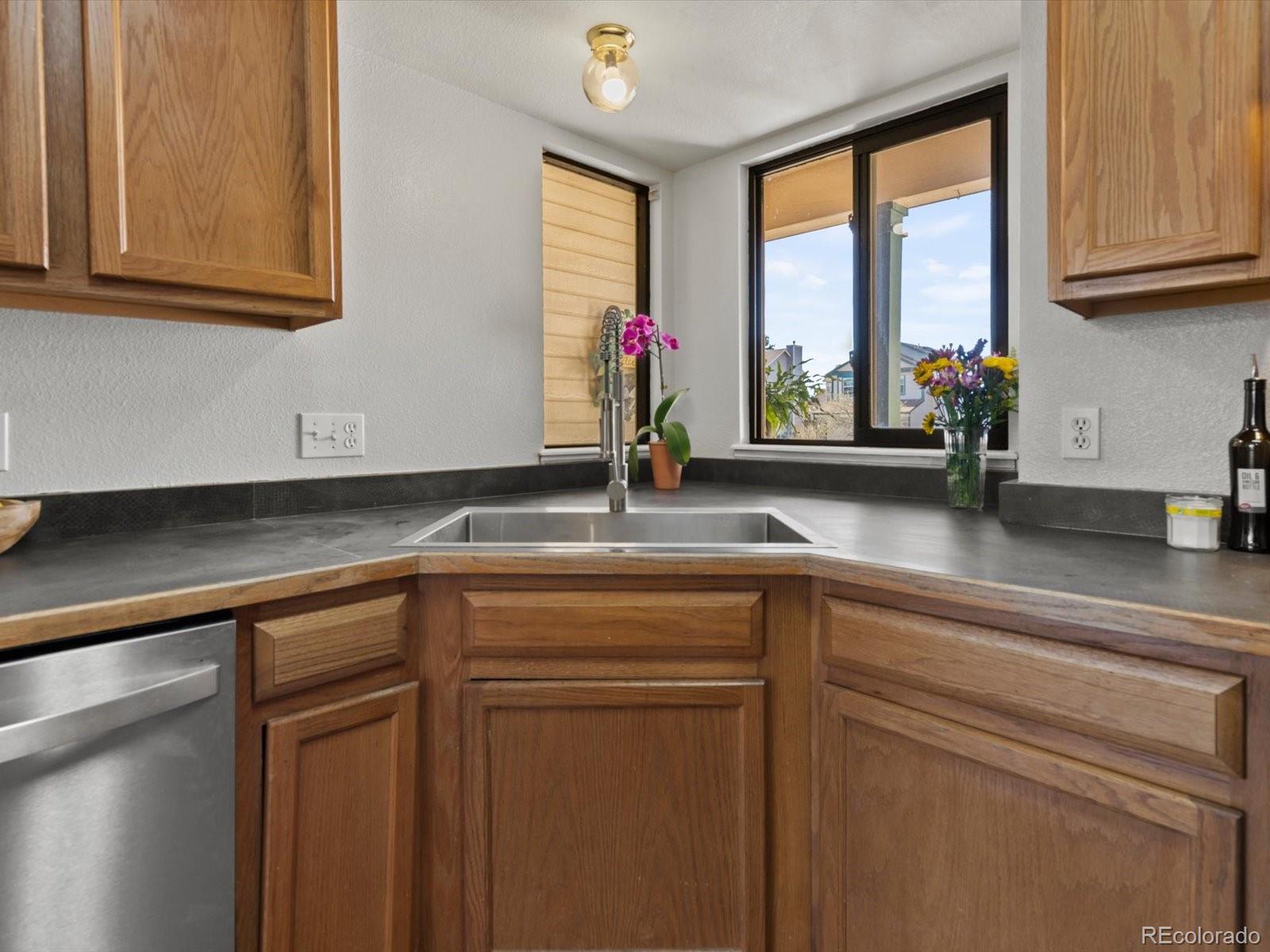 MLS Image #4 for 1336  coolcrest drive,colorado springs, Colorado