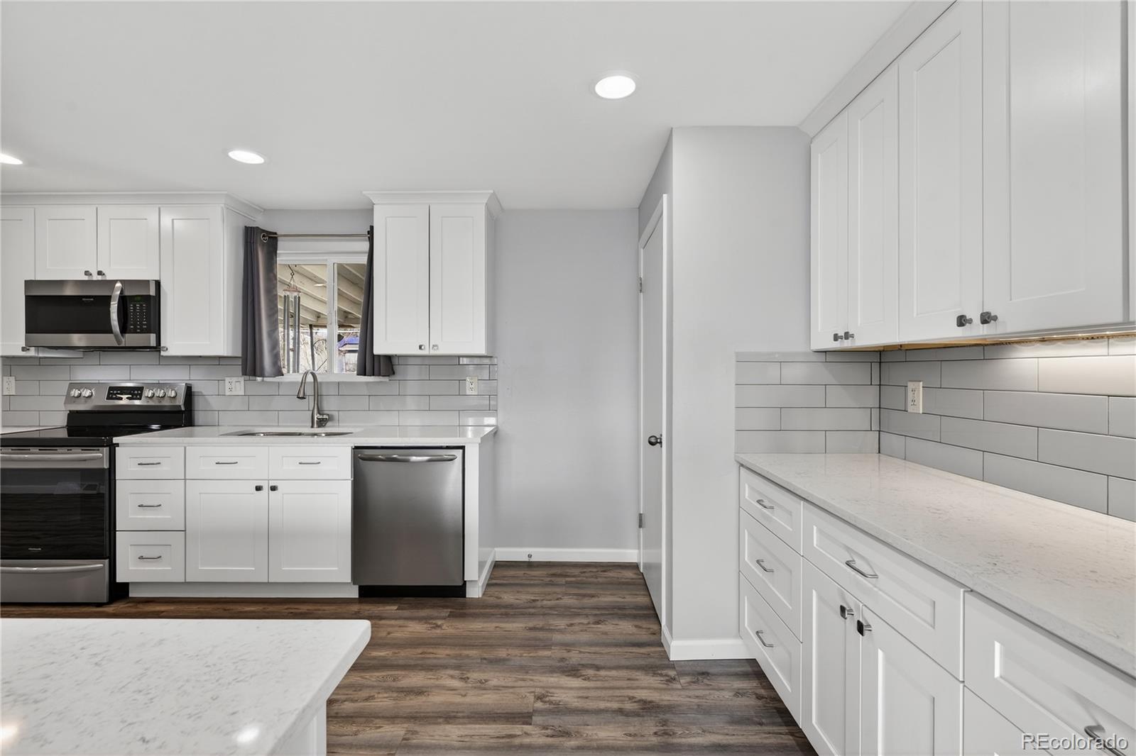 MLS Image #5 for 3125 s beeler street,denver, Colorado