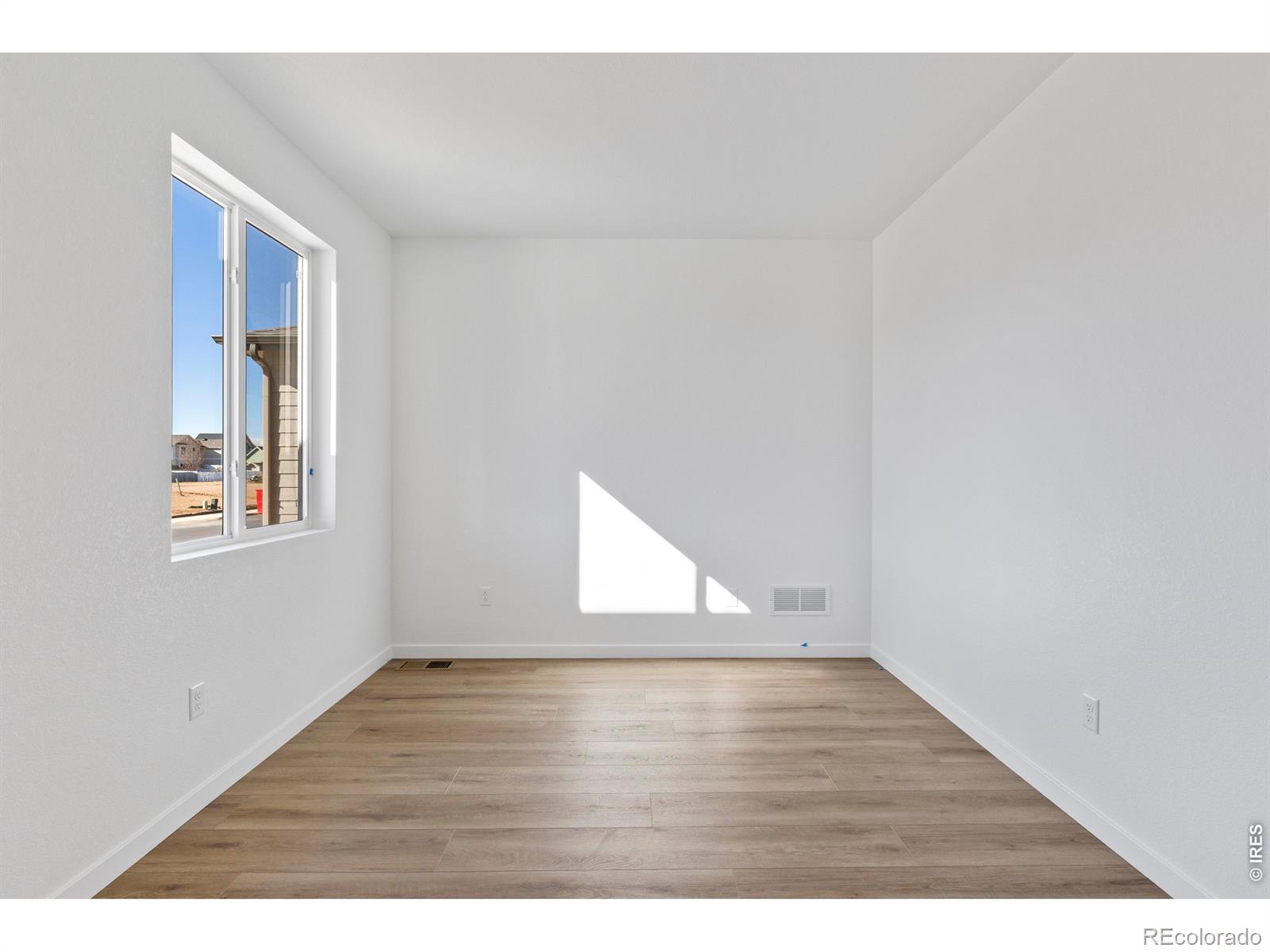 MLS Image #10 for 1448  boyle street,windsor, Colorado