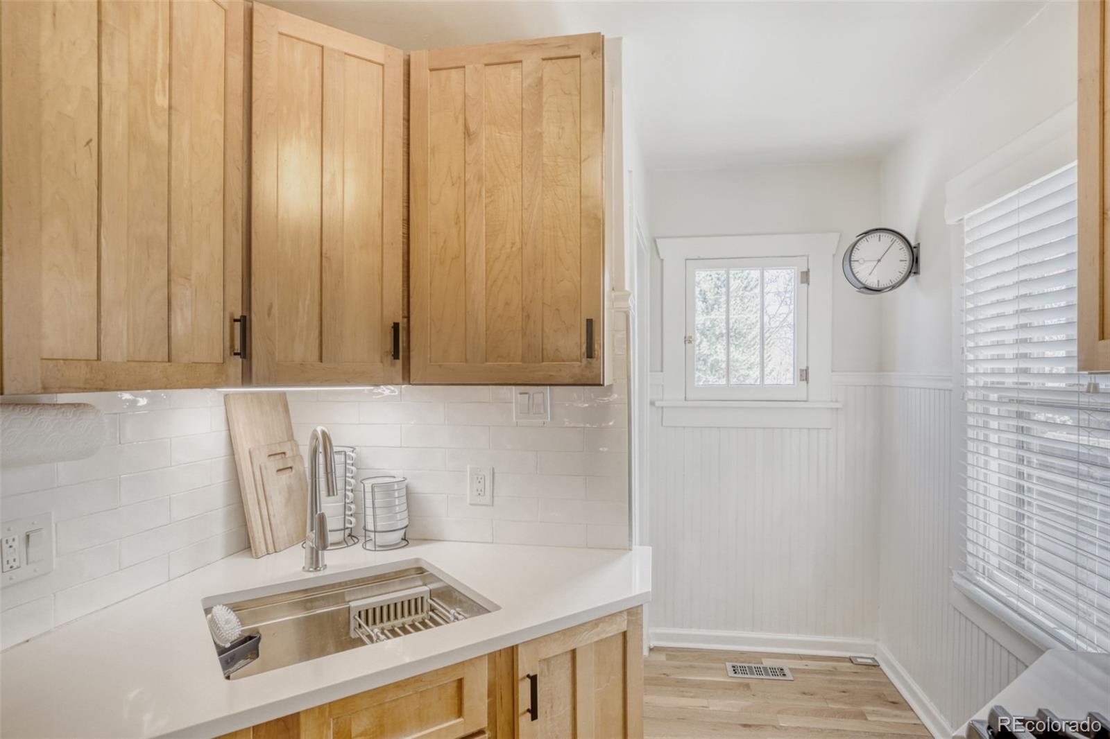 MLS Image #11 for 4300  wyandot street,denver, Colorado