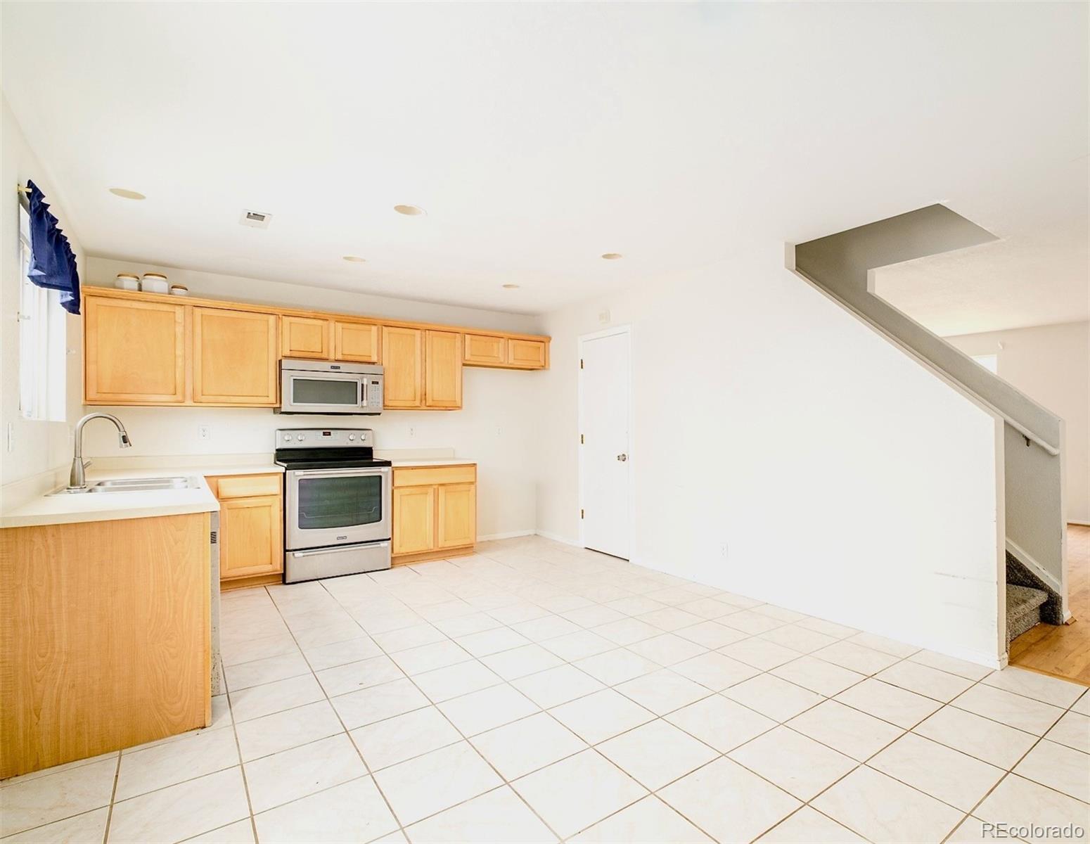 MLS Image #4 for 10700  kimblewyck circle,northglenn, Colorado