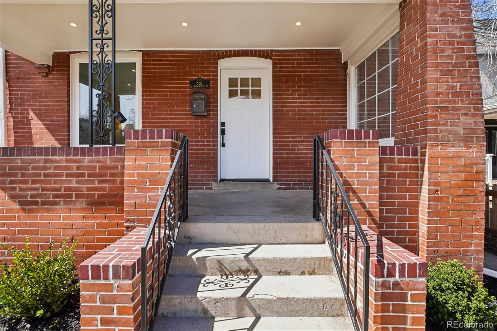 MLS Image #2 for 851 s washington street,denver, Colorado