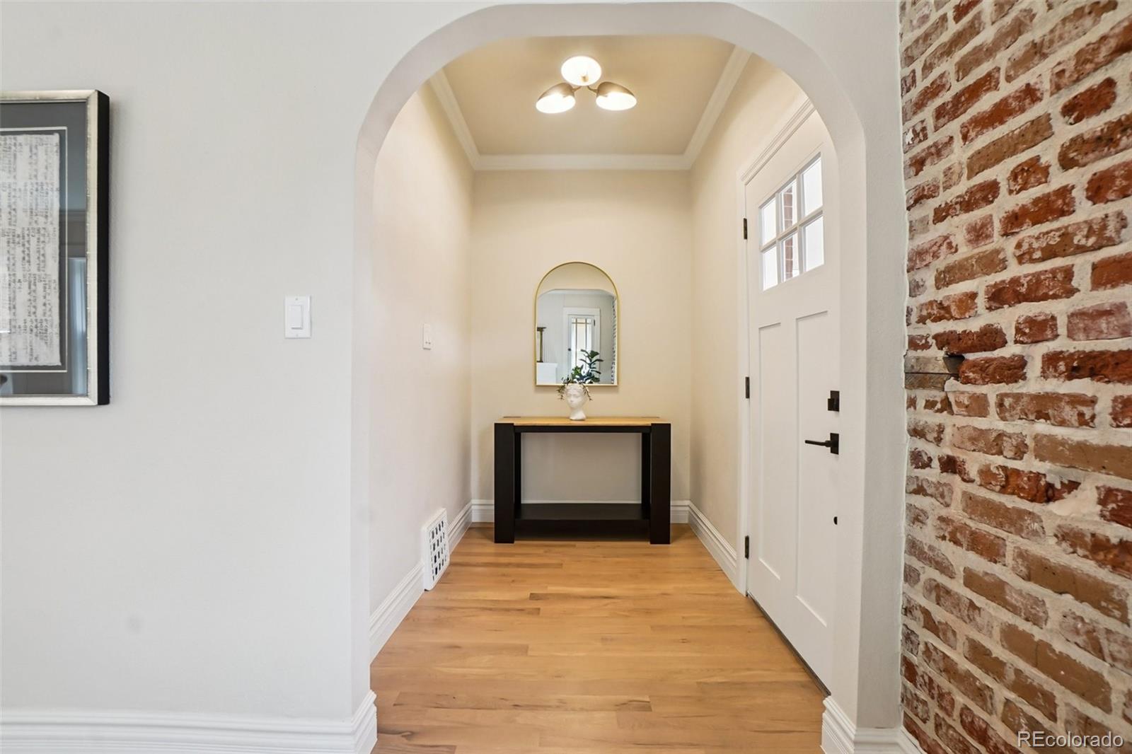 MLS Image #4 for 851 s washington street,denver, Colorado