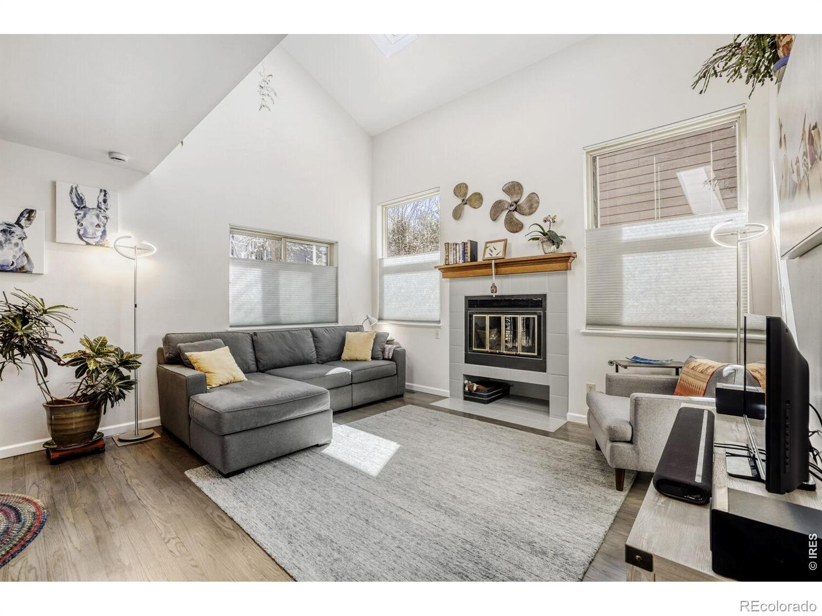 MLS Image #3 for 74  huron court,boulder, Colorado