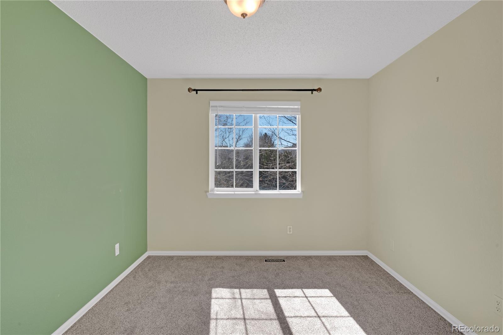MLS Image #10 for 5335 s ukraine way,aurora, Colorado
