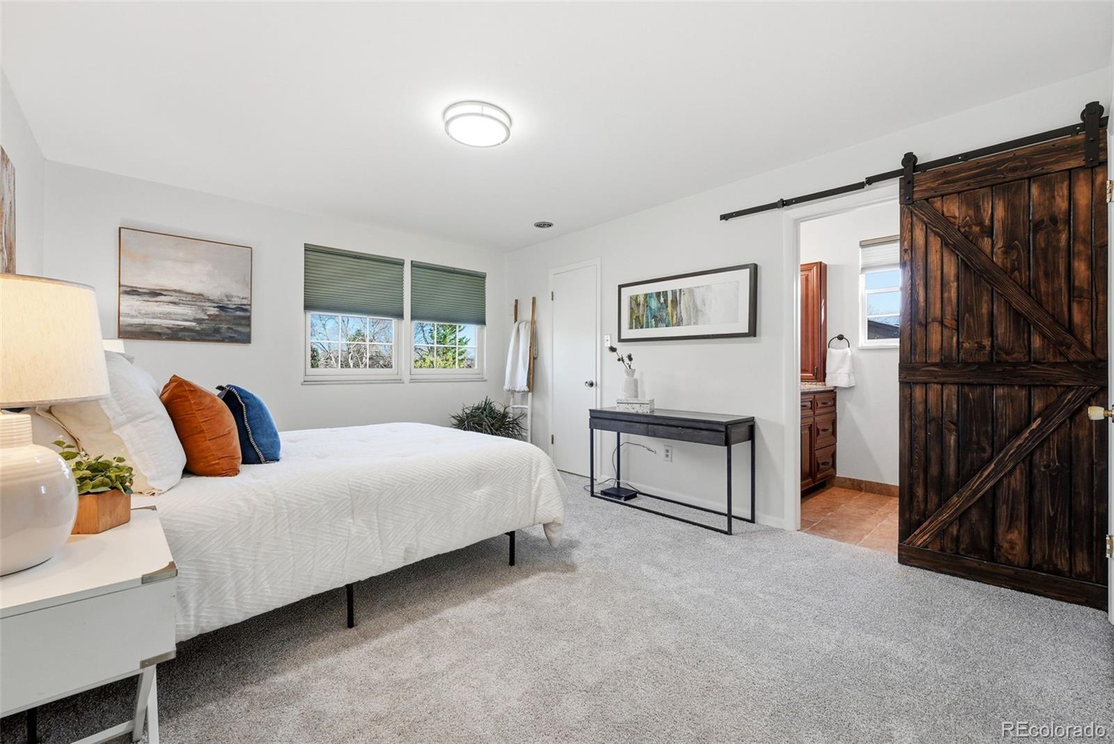 MLS Image #11 for 2541 s monaco parkway,denver, Colorado