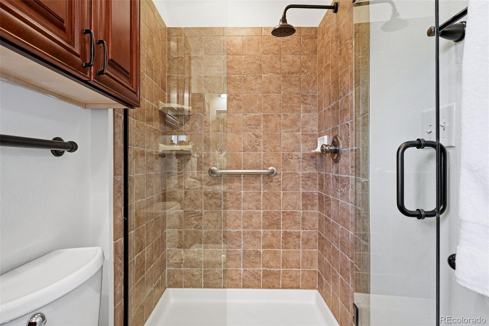 MLS Image #12 for 2541 s monaco parkway,denver, Colorado