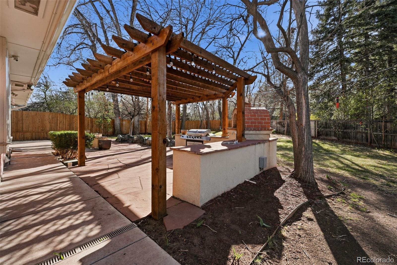 MLS Image #20 for 2541 s monaco parkway,denver, Colorado