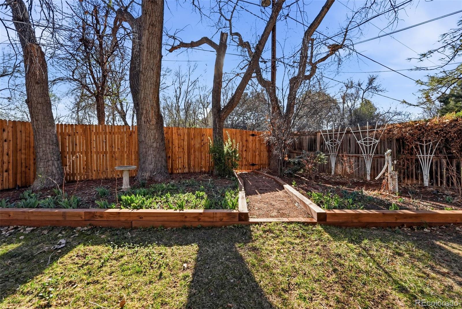MLS Image #22 for 2541 s monaco parkway,denver, Colorado