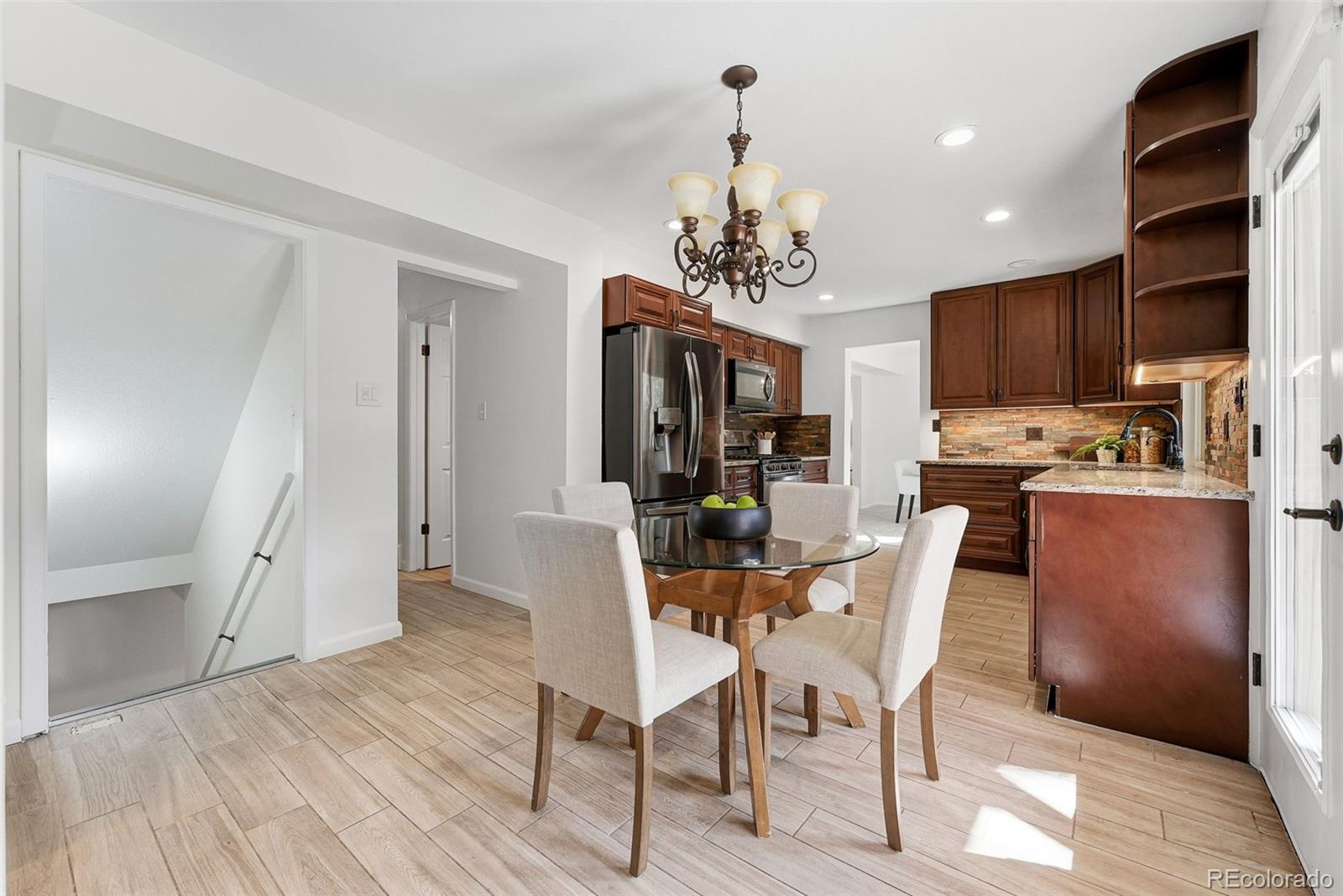 MLS Image #6 for 2541 s monaco parkway,denver, Colorado