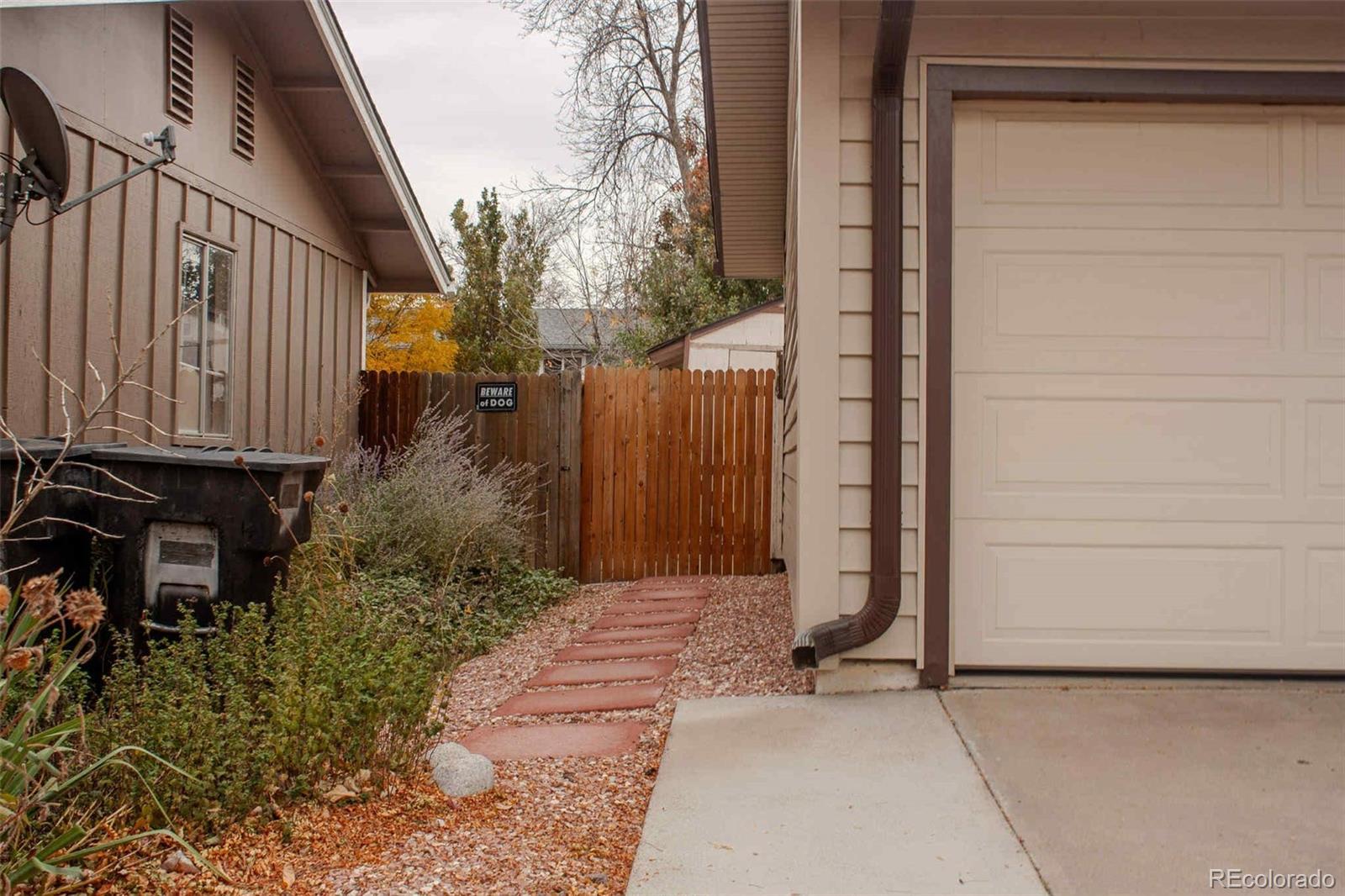 MLS Image #2 for 1540 s troy street,aurora, Colorado