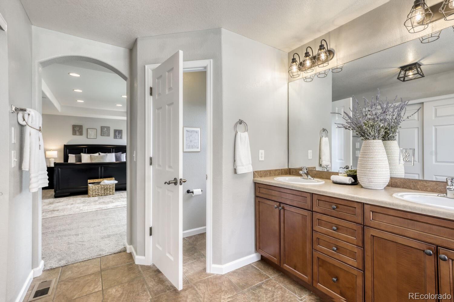 MLS Image #21 for 1310 s duquesne circle,aurora, Colorado