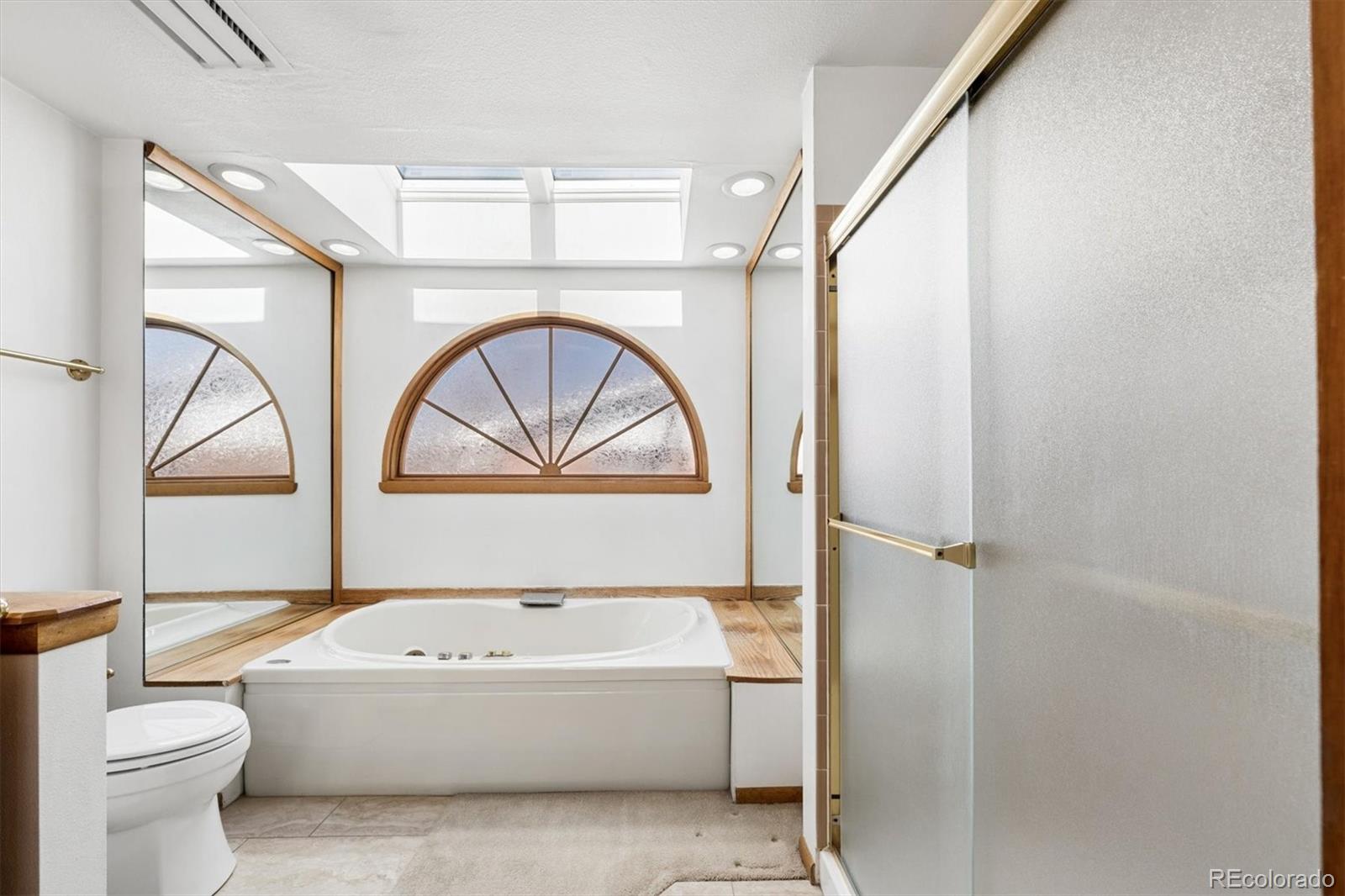 MLS Image #16 for 8051  greenwood court,denver, Colorado