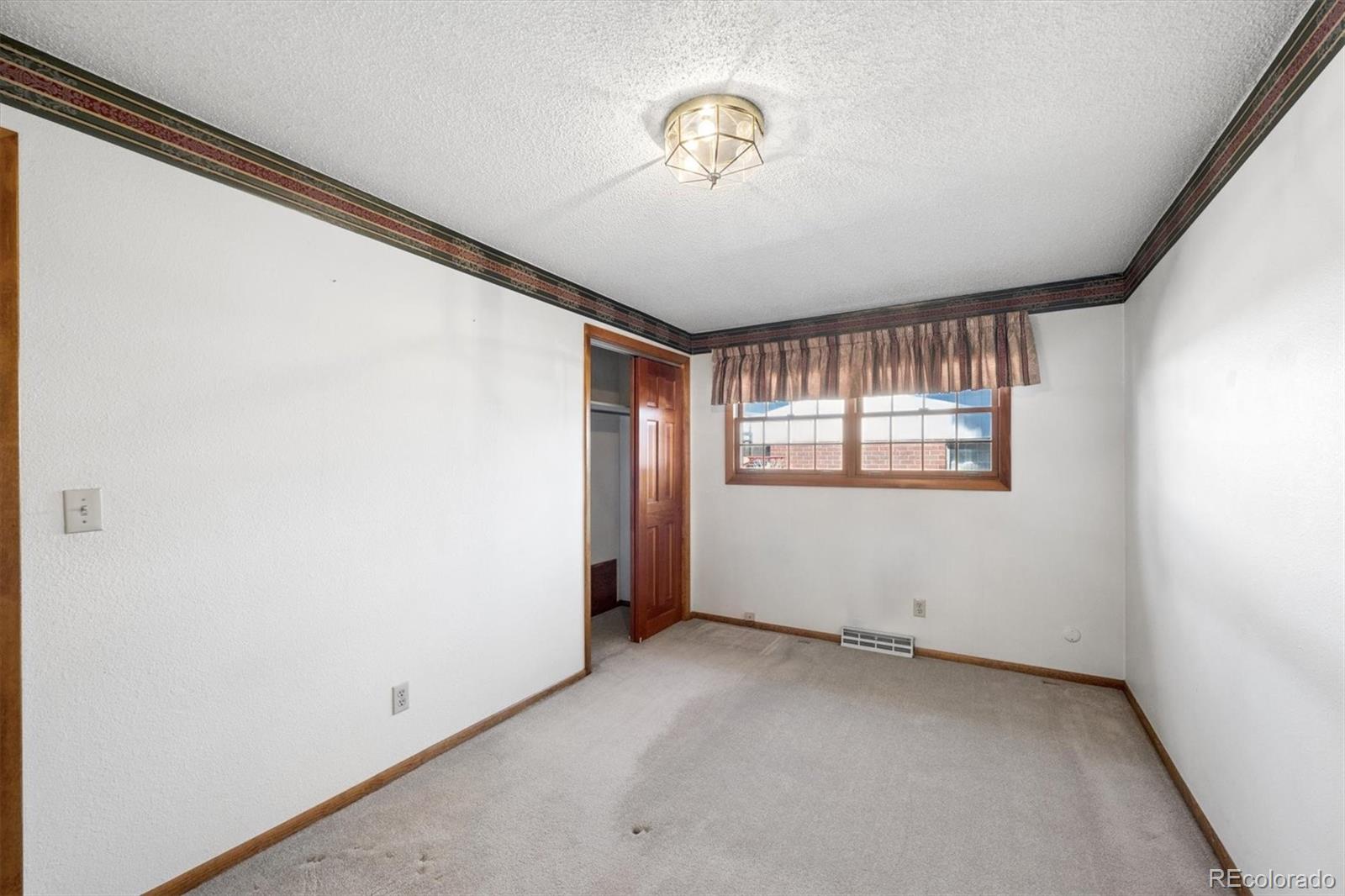 MLS Image #17 for 8051  greenwood court,denver, Colorado