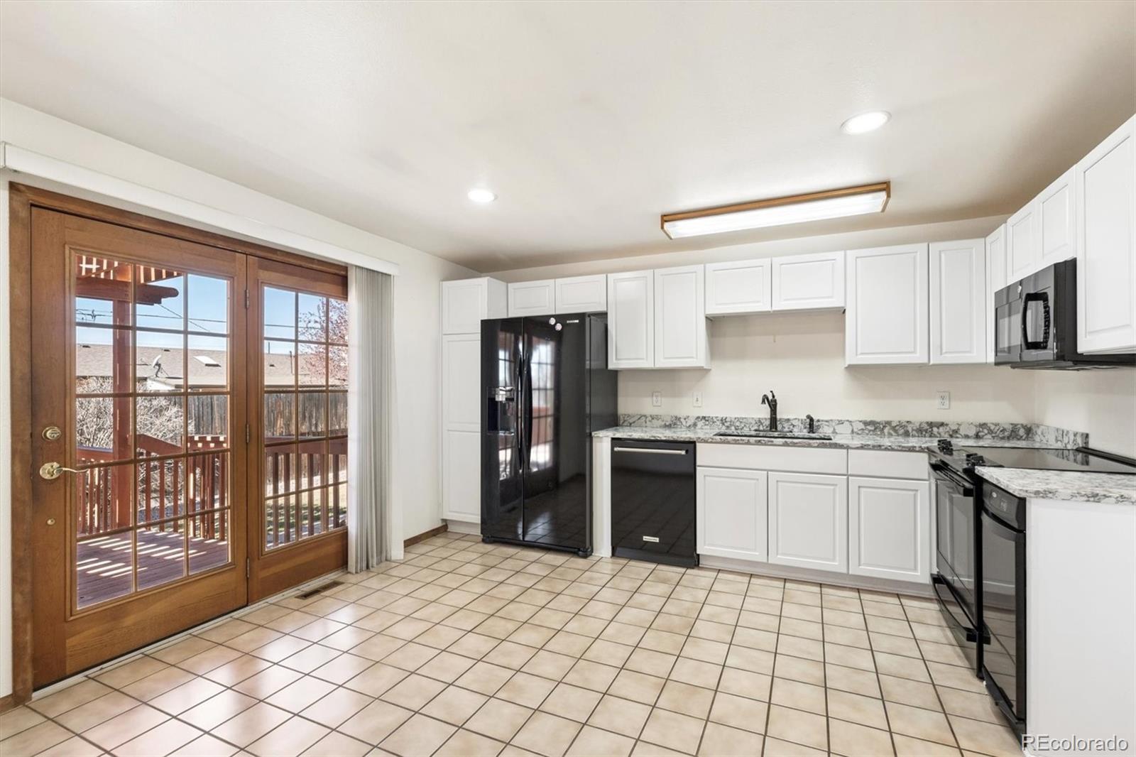 MLS Image #7 for 8051  greenwood court,denver, Colorado