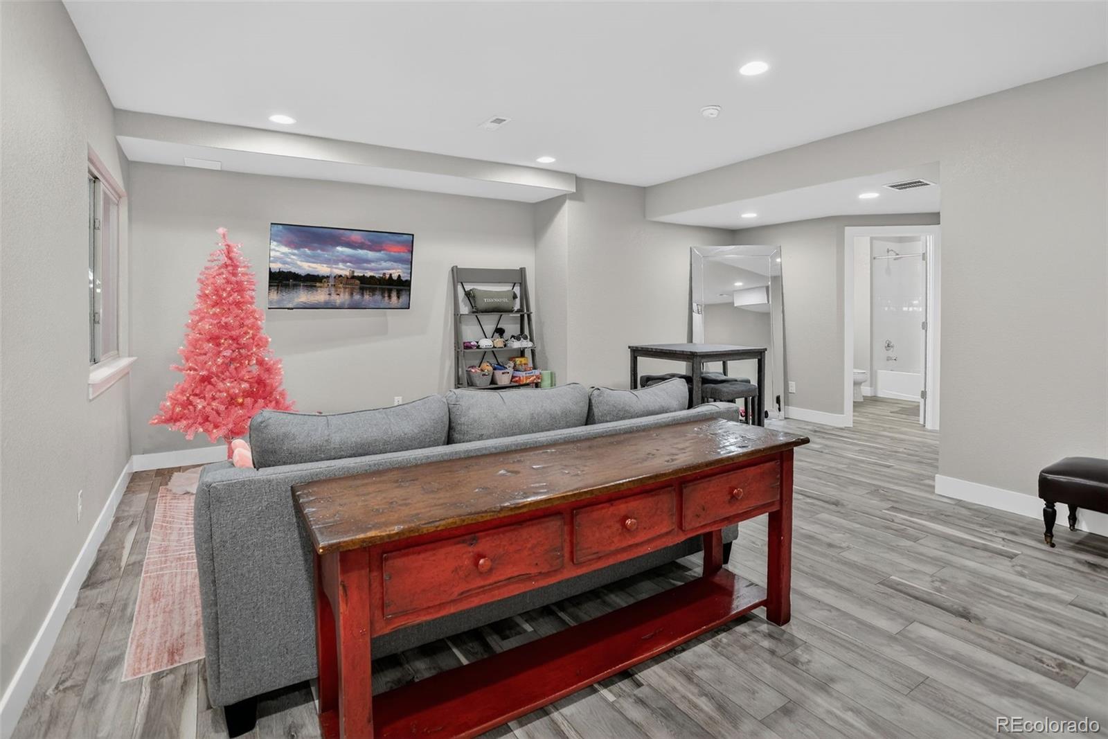 MLS Image #33 for 5970  boston street,denver, Colorado