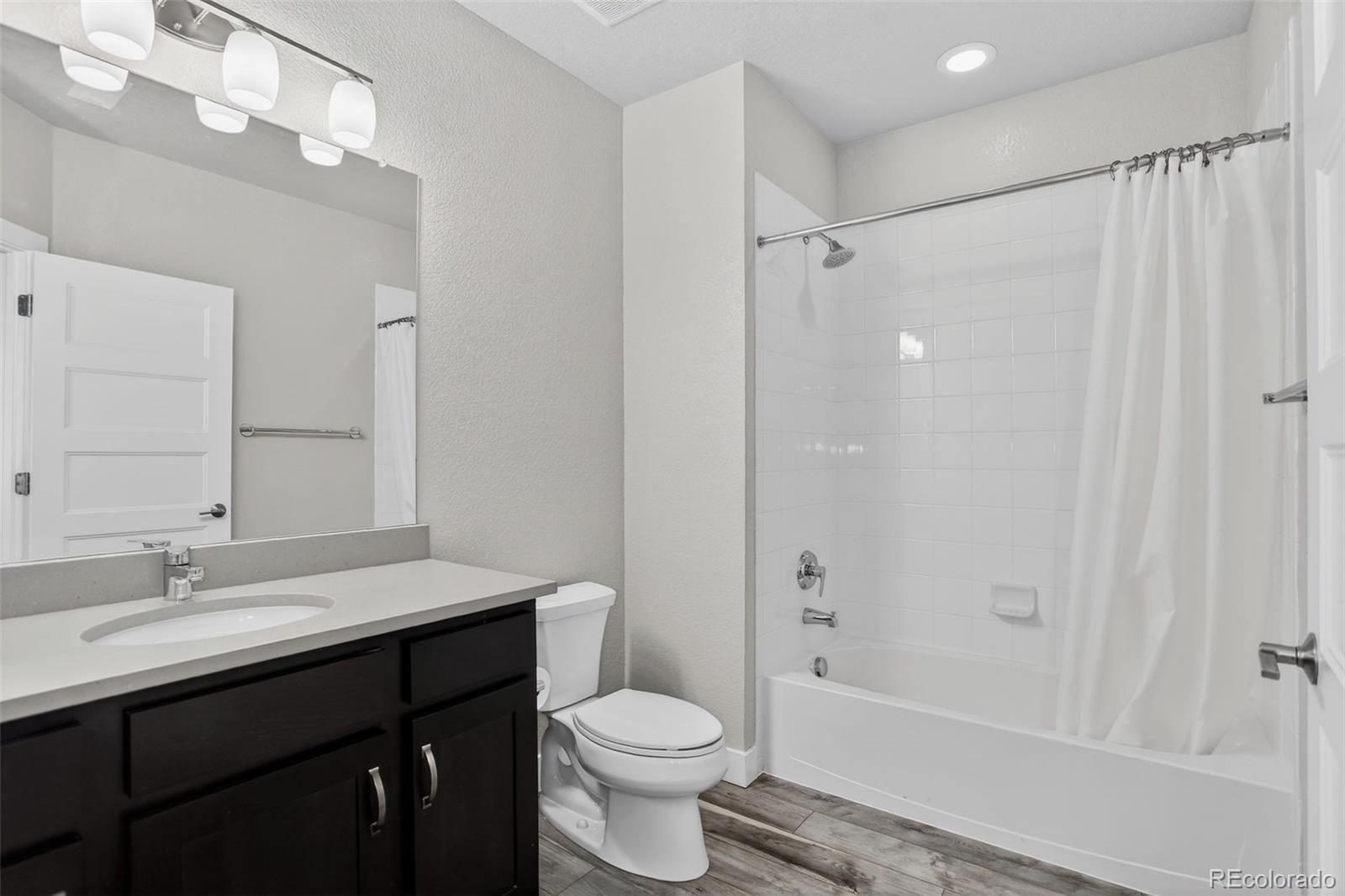MLS Image #40 for 5970  boston street,denver, Colorado