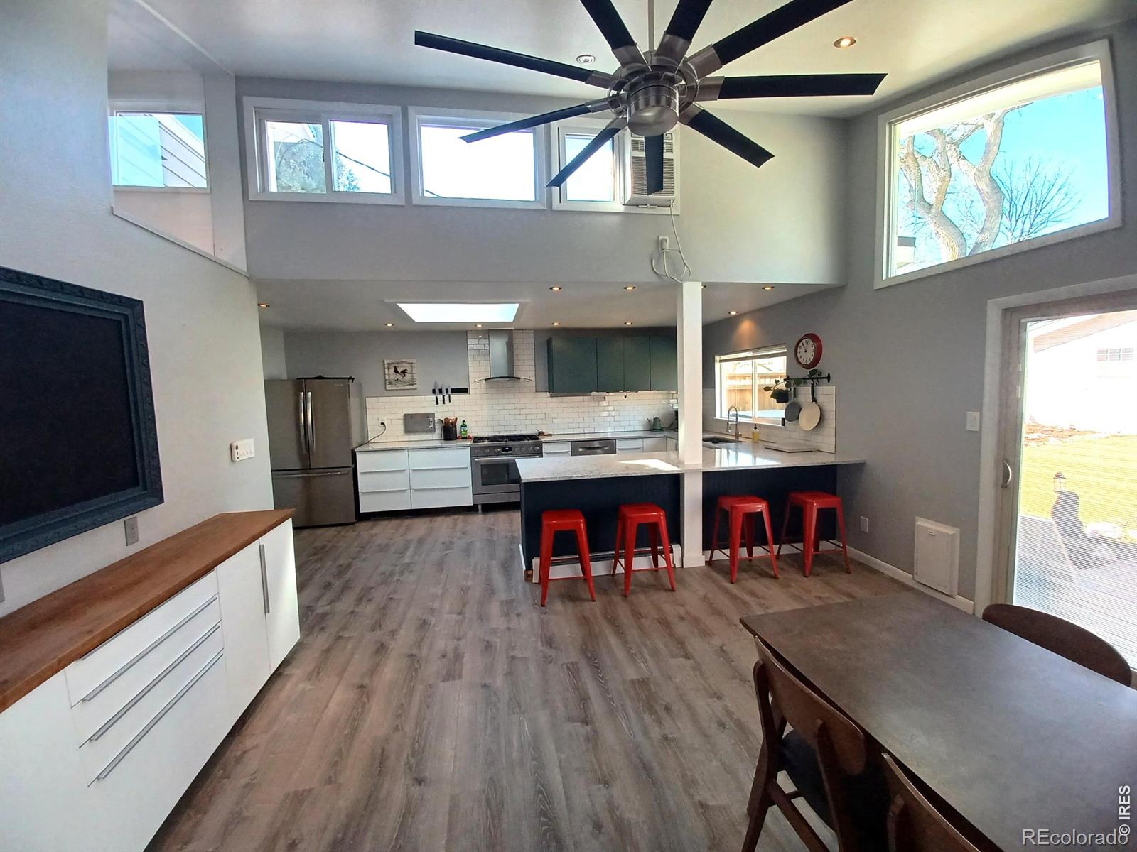 MLS Image #16 for 725  gay street,longmont, Colorado