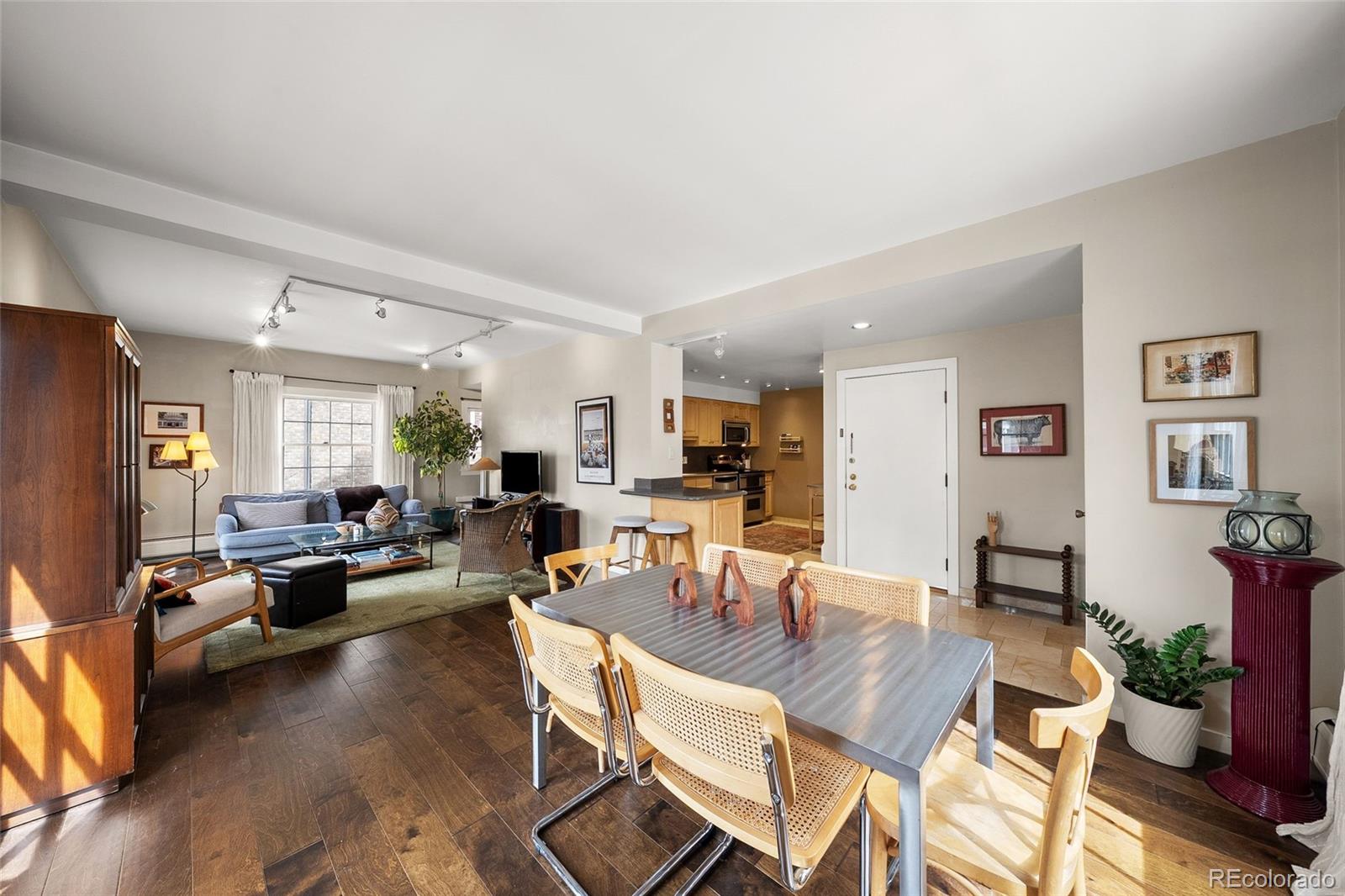 MLS Image #13 for 960 n sherman street 2a,denver, Colorado