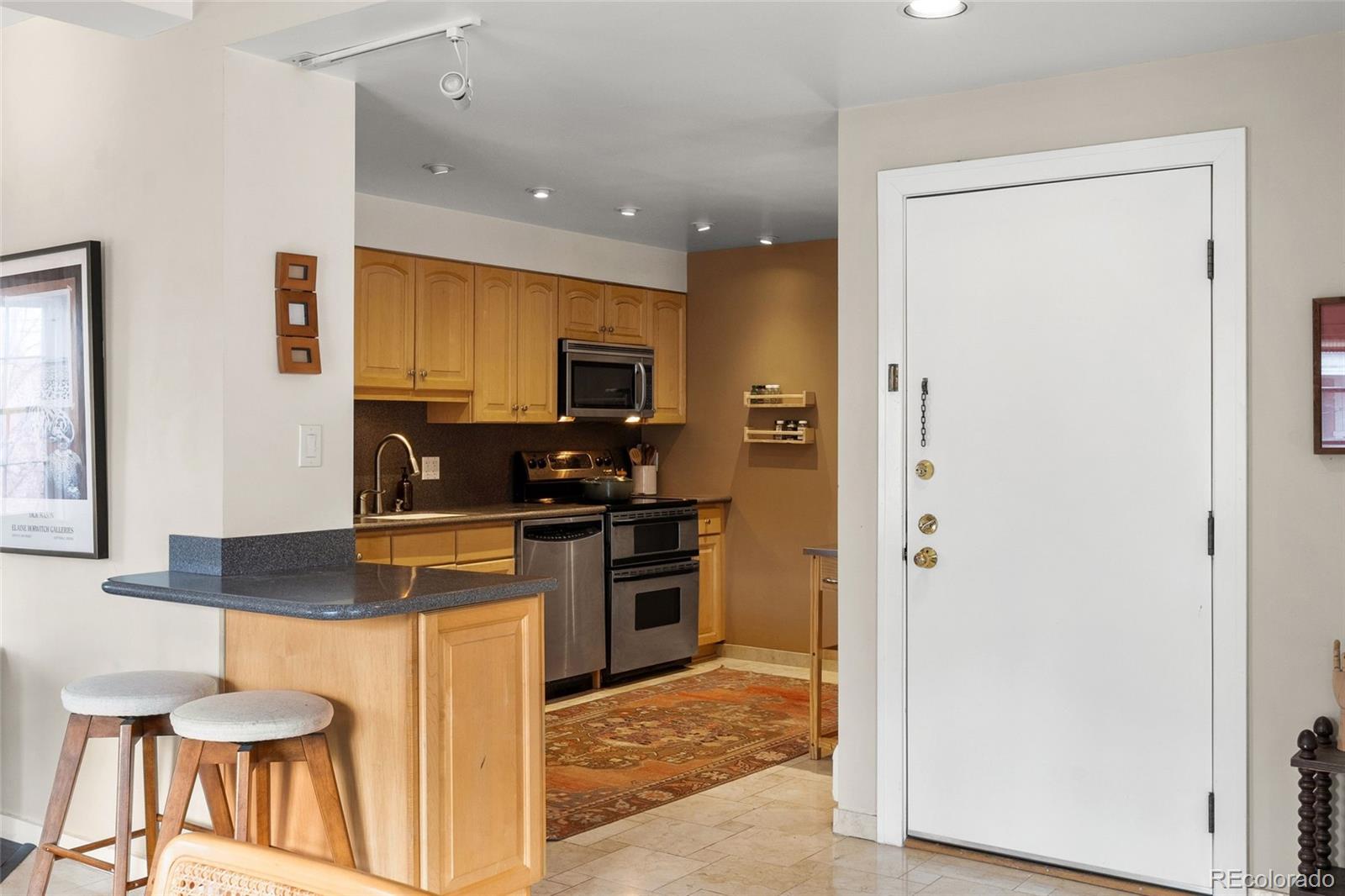 MLS Image #8 for 960 n sherman street 2a,denver, Colorado