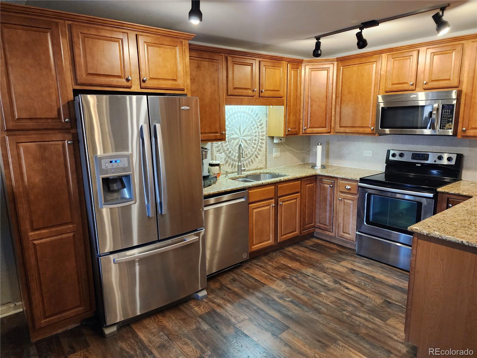 MLS Image #1 for 610 s clinton street 4a,denver, Colorado