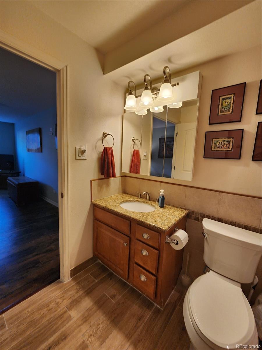 MLS Image #14 for 610 s clinton street 4a,denver, Colorado