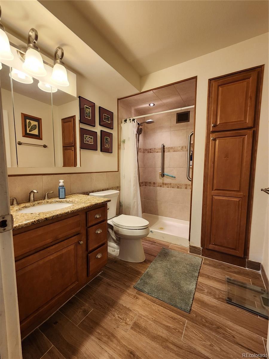 MLS Image #15 for 610 s clinton street 4a,denver, Colorado