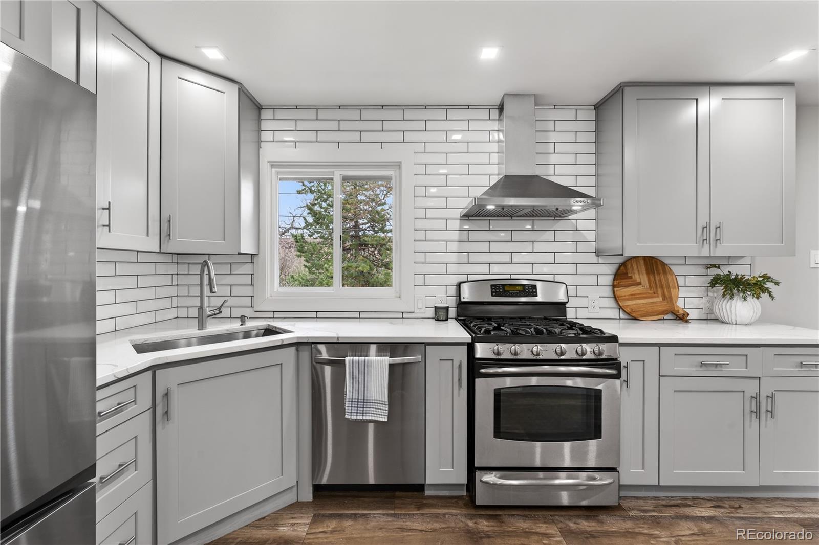 MLS Image #12 for 2040  braun drive,golden, Colorado