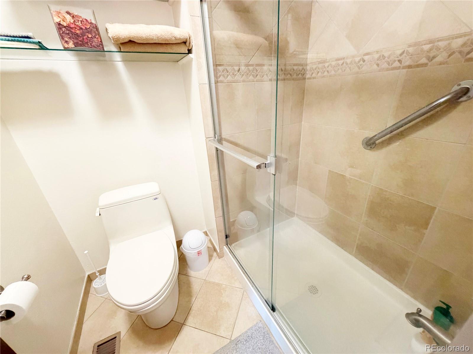 MLS Image #15 for 2466 s vaughn way b,aurora, Colorado