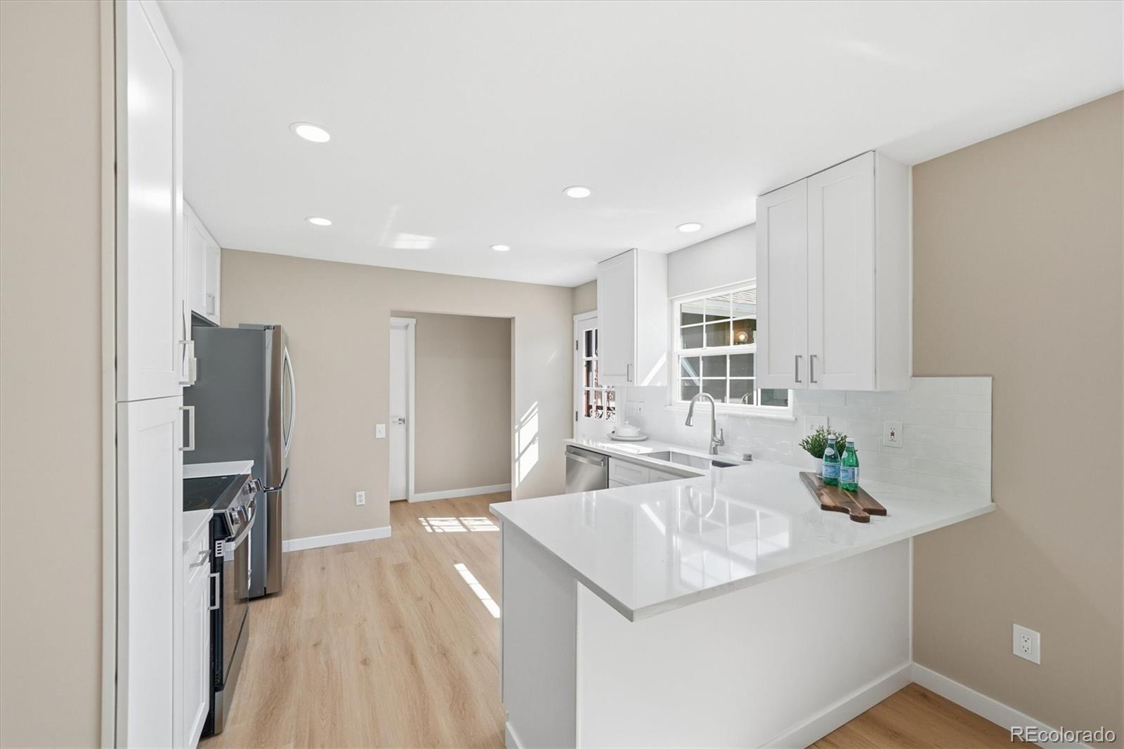 MLS Image #11 for 8862 e amherst drive a,denver, Colorado