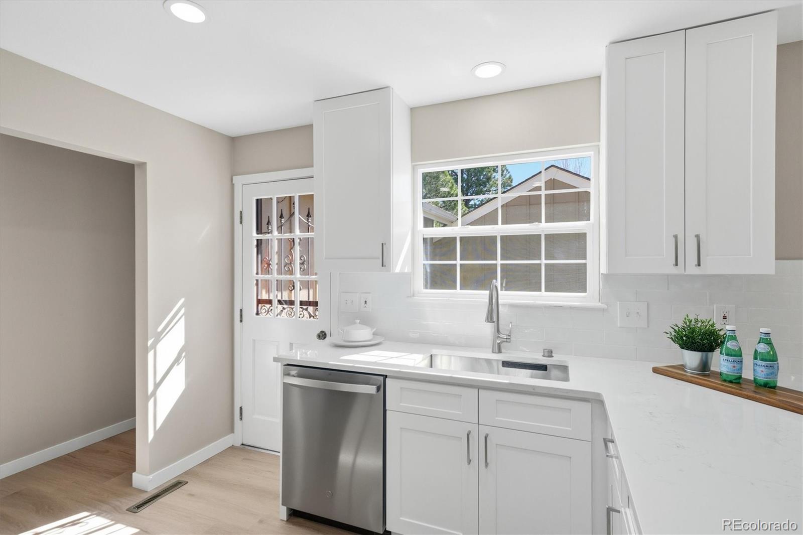 MLS Image #13 for 8862 e amherst drive a,denver, Colorado