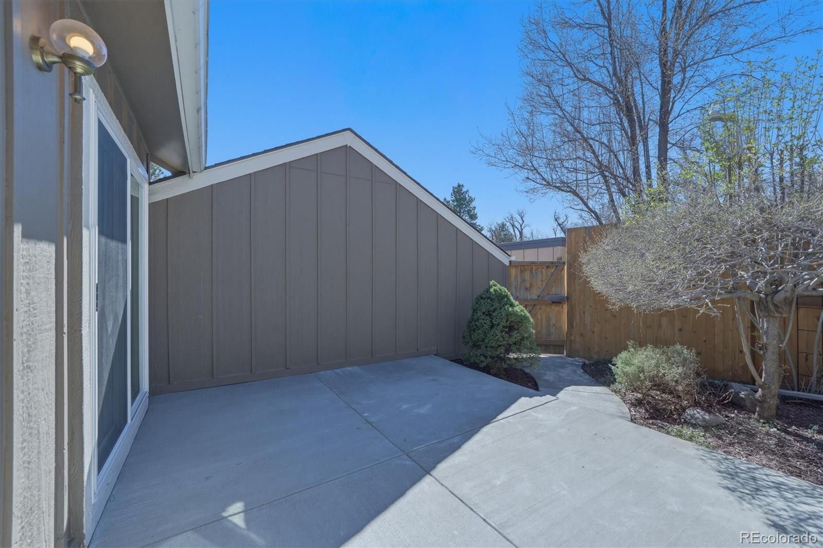 MLS Image #14 for 8862 e amherst drive a,denver, Colorado