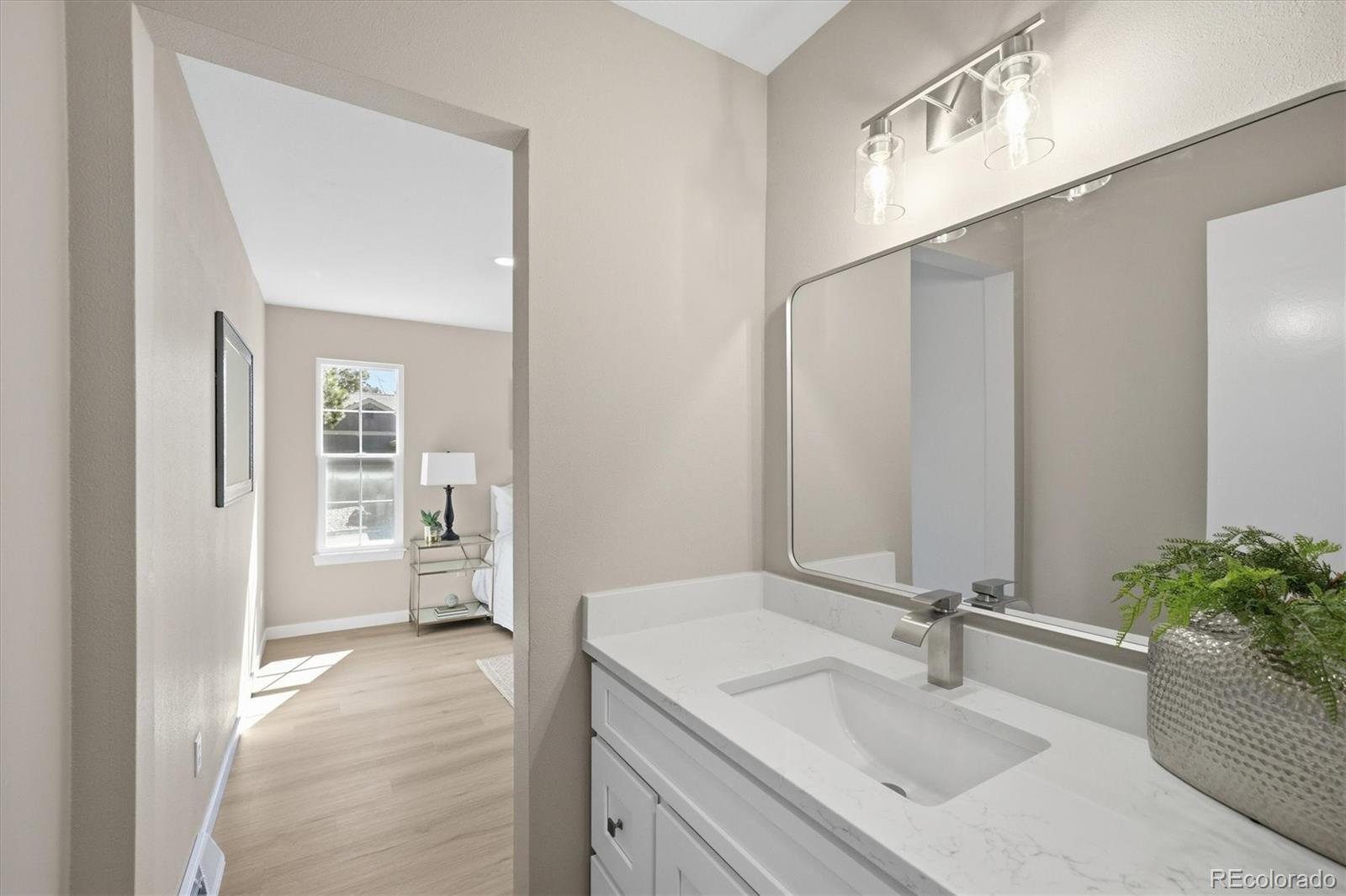 MLS Image #19 for 8862 e amherst drive a,denver, Colorado