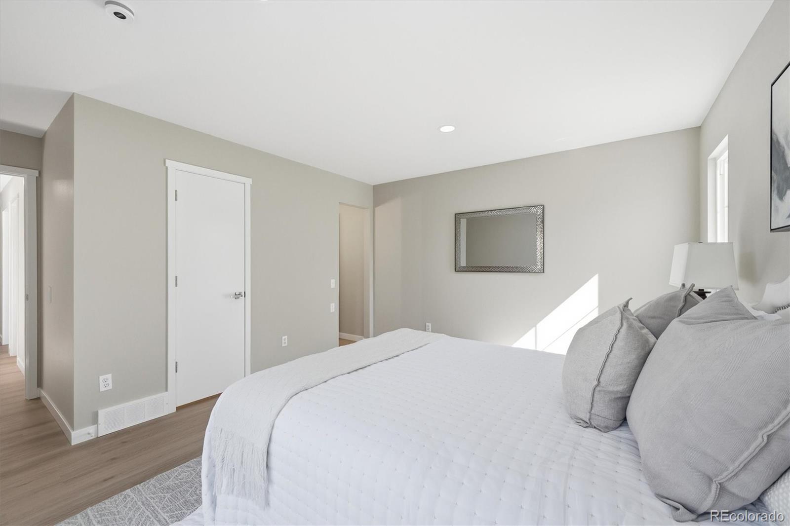 MLS Image #23 for 8862 e amherst drive a,denver, Colorado