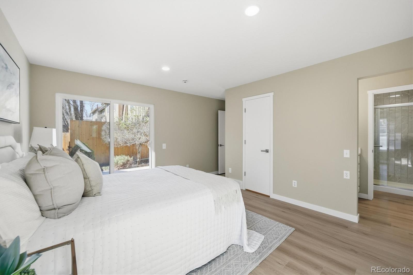 MLS Image #3 for 8862 e amherst drive a,denver, Colorado