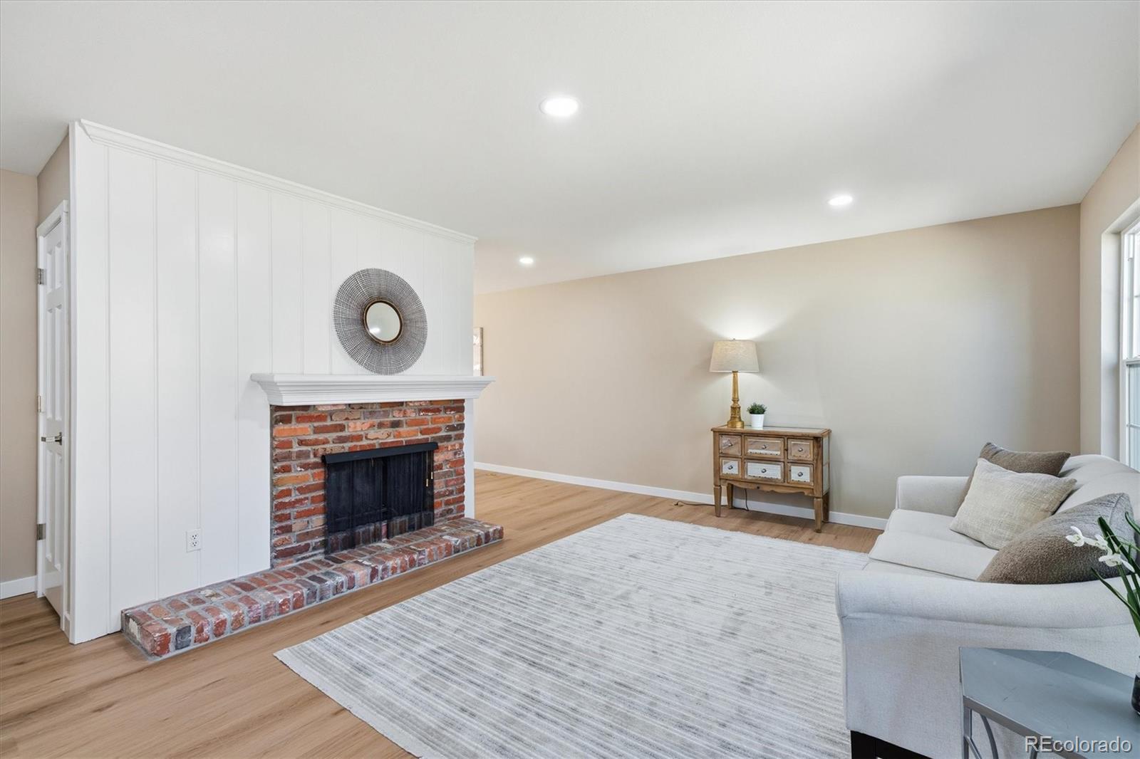 MLS Image #6 for 8862 e amherst drive a,denver, Colorado