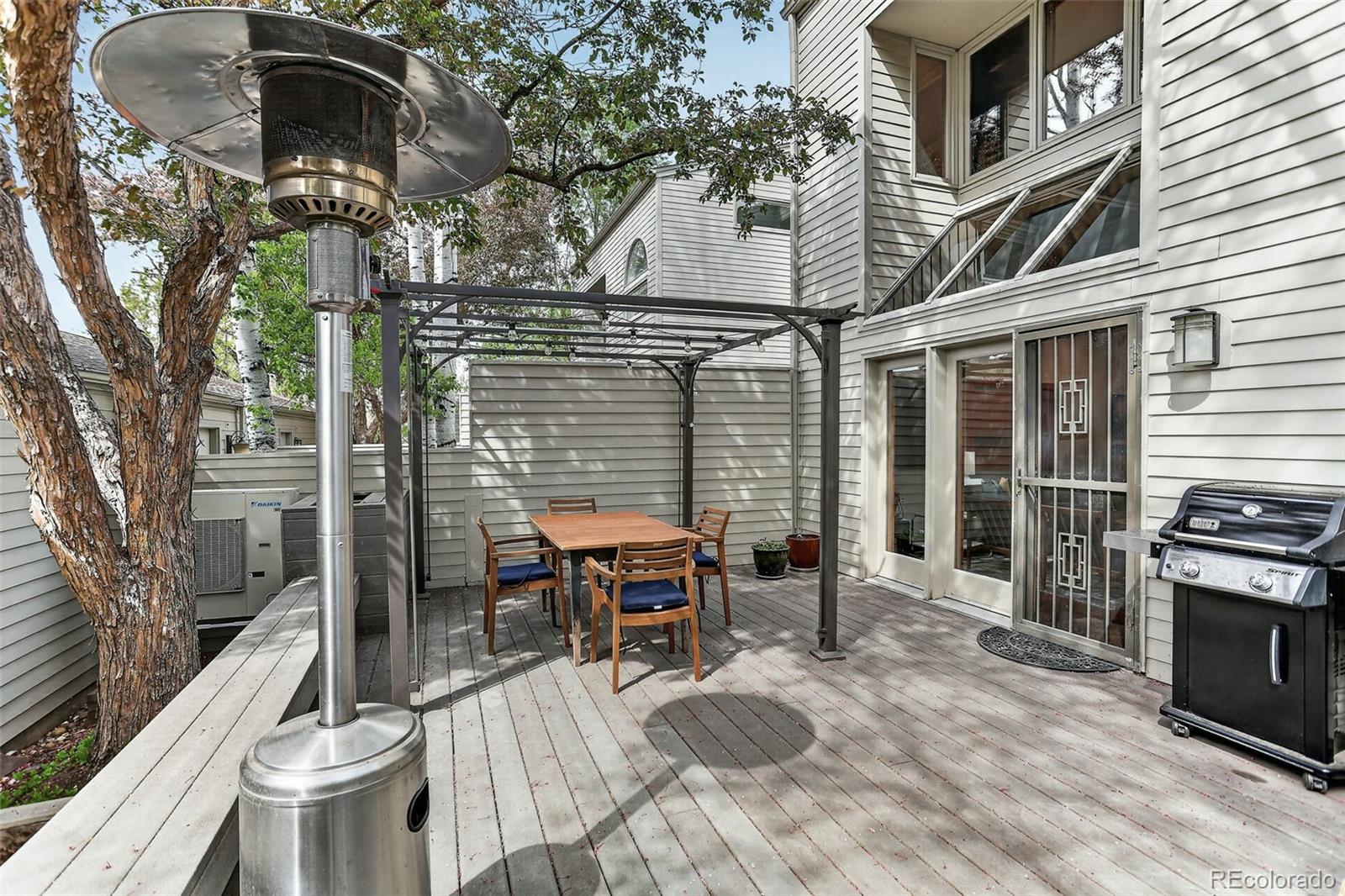 MLS Image #36 for 353  harrison street,denver, Colorado