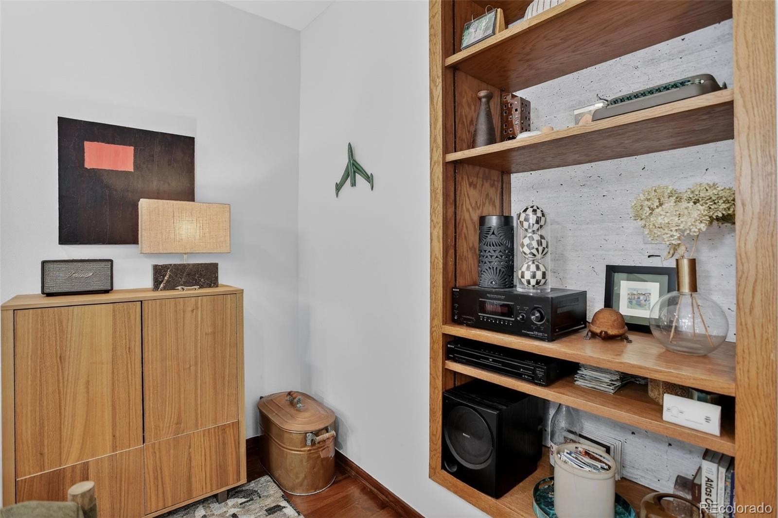 MLS Image #8 for 353  harrison street,denver, Colorado