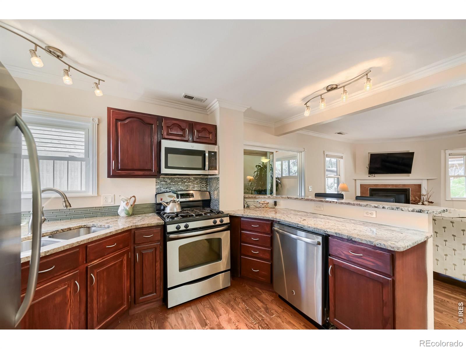 MLS Image #7 for 245  high street,lyons, Colorado