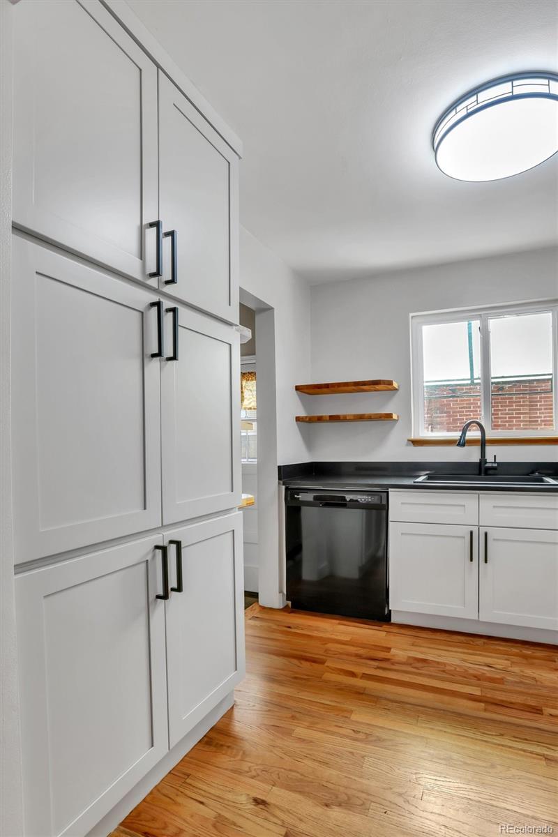 MLS Image #10 for 1332  tennyson street,denver, Colorado
