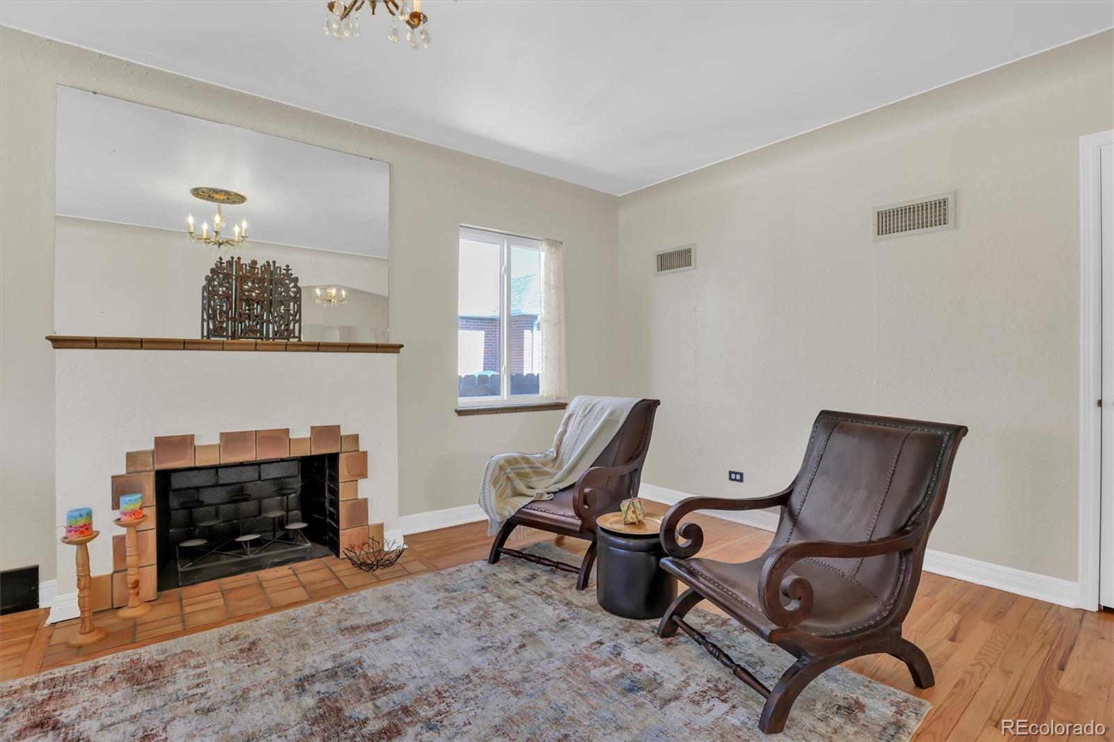 MLS Image #14 for 1332  tennyson street,denver, Colorado