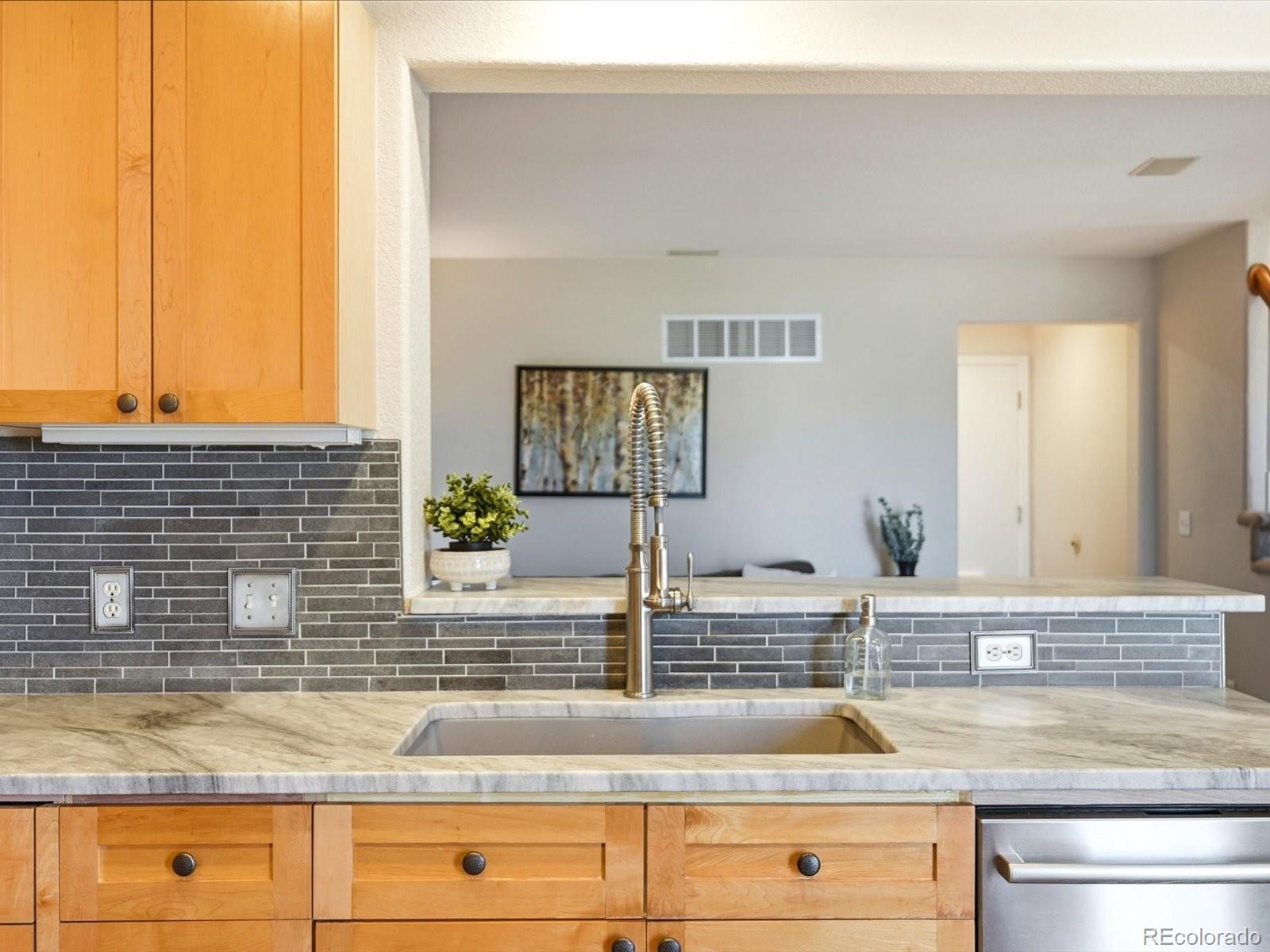 MLS Image #11 for 2229  ashwood lane,highlands ranch, Colorado